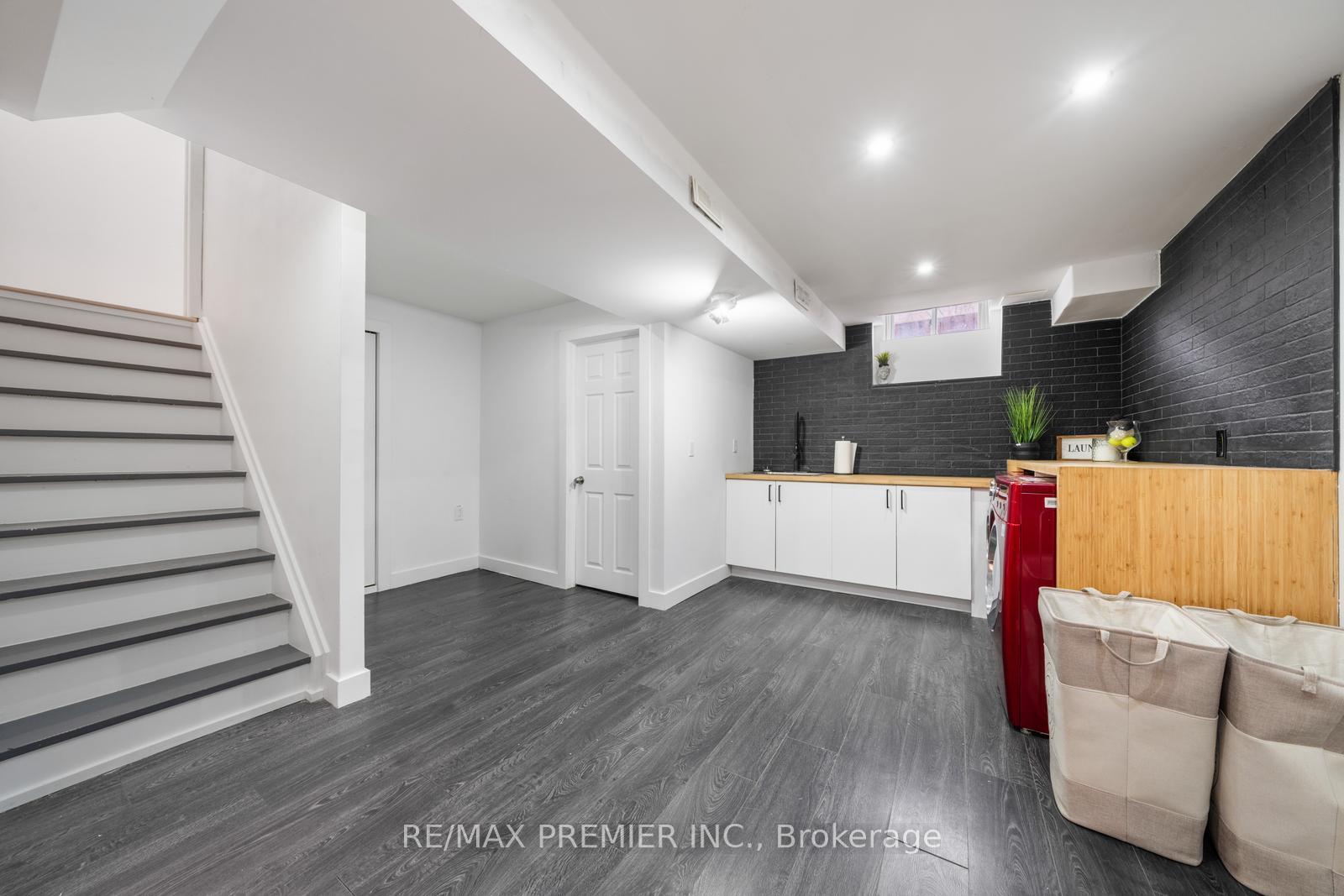 Photo 28 of 111 Montcalm Boulevard, Vaughan, Vellore Village — HOMEH