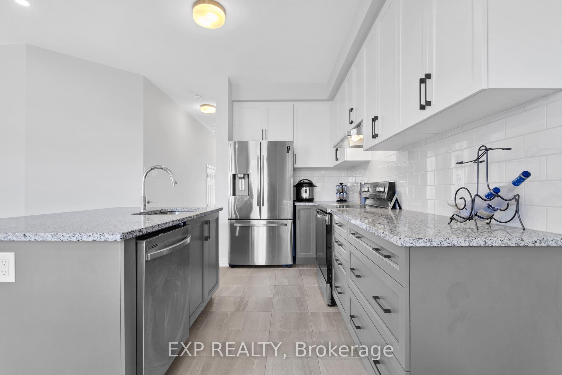 Photo 9 of 560 Flagstaff Drive, Ottawa, Barrhaven - Half Moon Bay — HOMEH