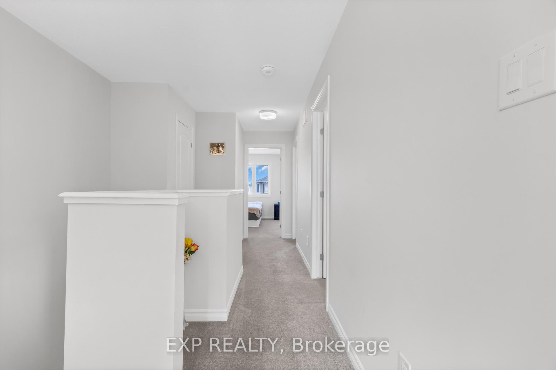 Photo 13 of 560 Flagstaff Drive, Ottawa, Barrhaven - Half Moon Bay — HOMEH