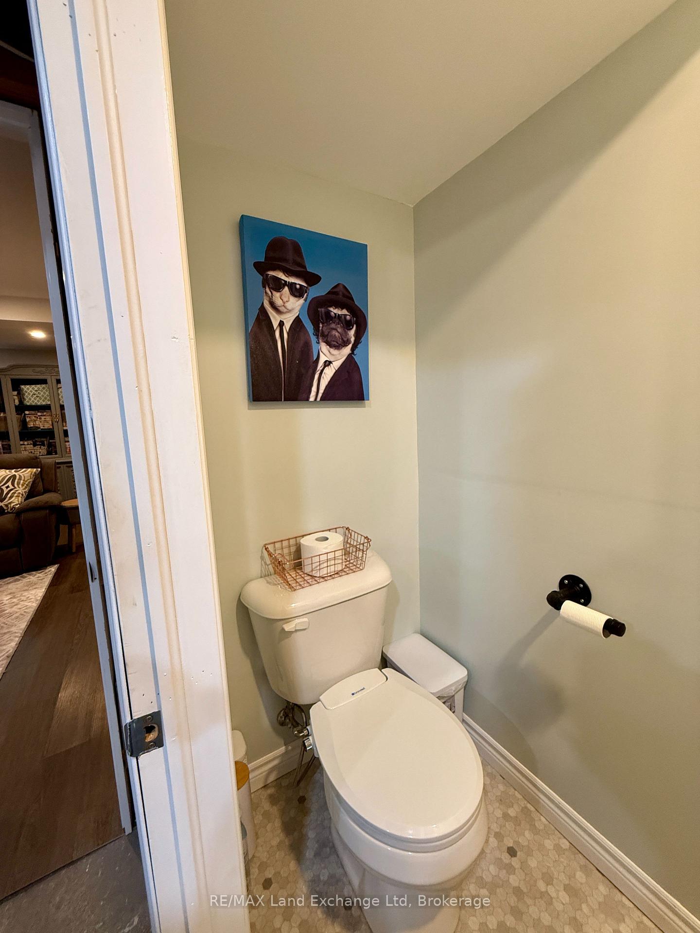 Photo 9 of 152 Bennett Street E, Goderich, Goderich (Town) — HOMEH