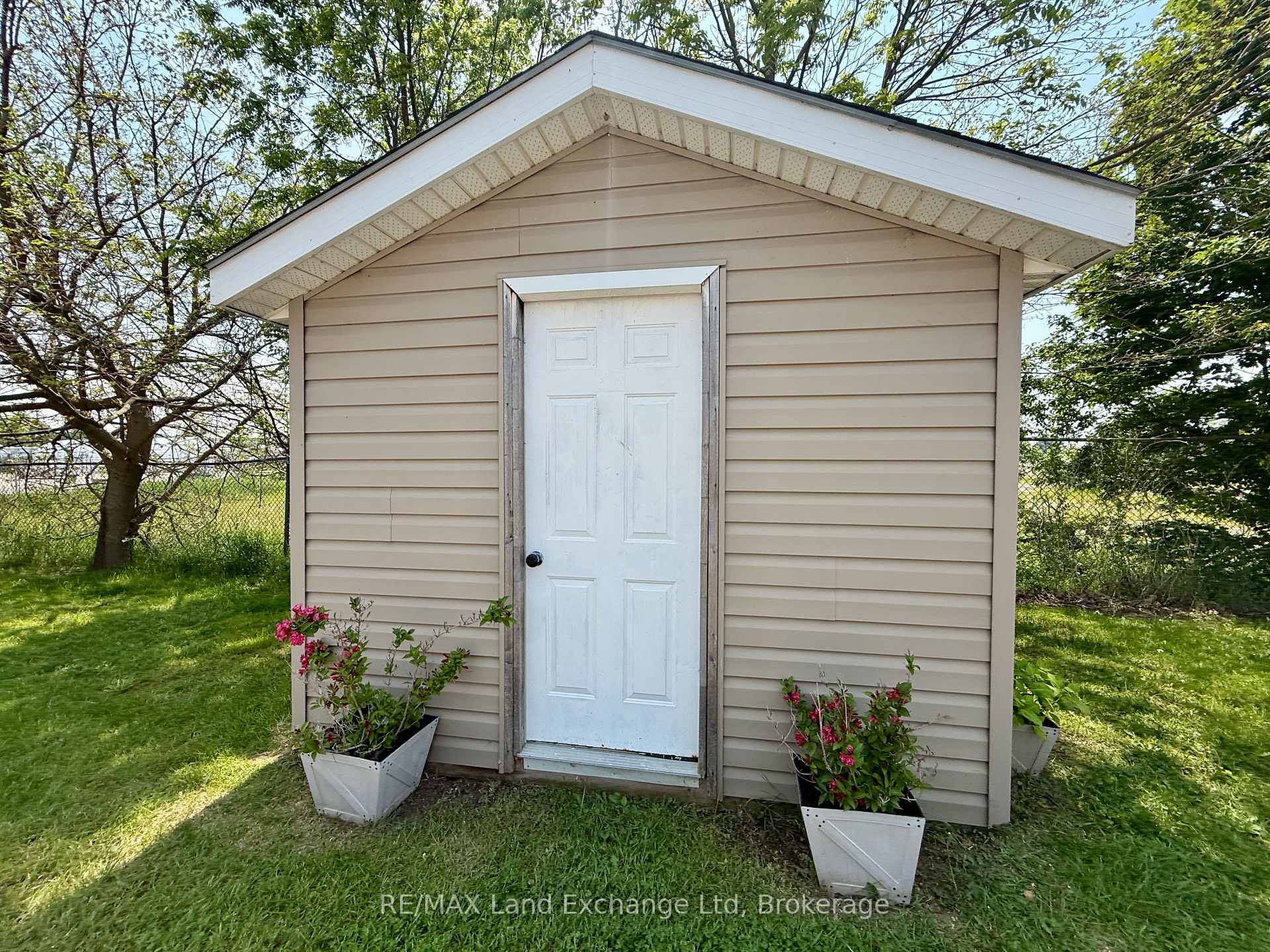 Photo 27 of 152 Bennett Street E, Goderich, Goderich (Town) — HOMEH