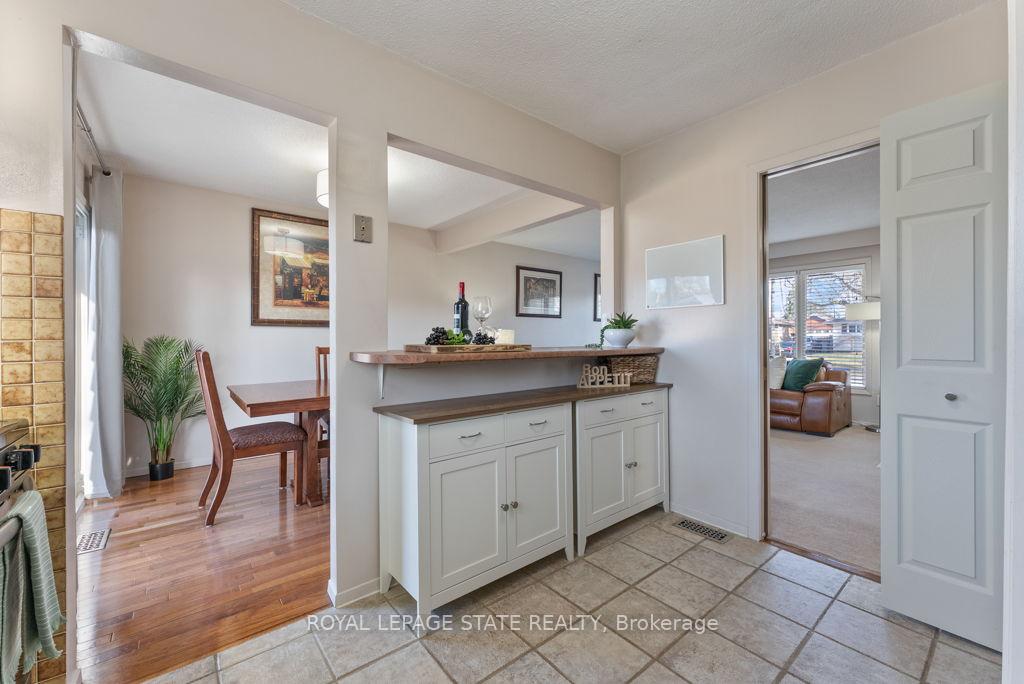 Photo 9 of 34 Cindy Drive, St. Catharines, Lakeshore — HOMEH