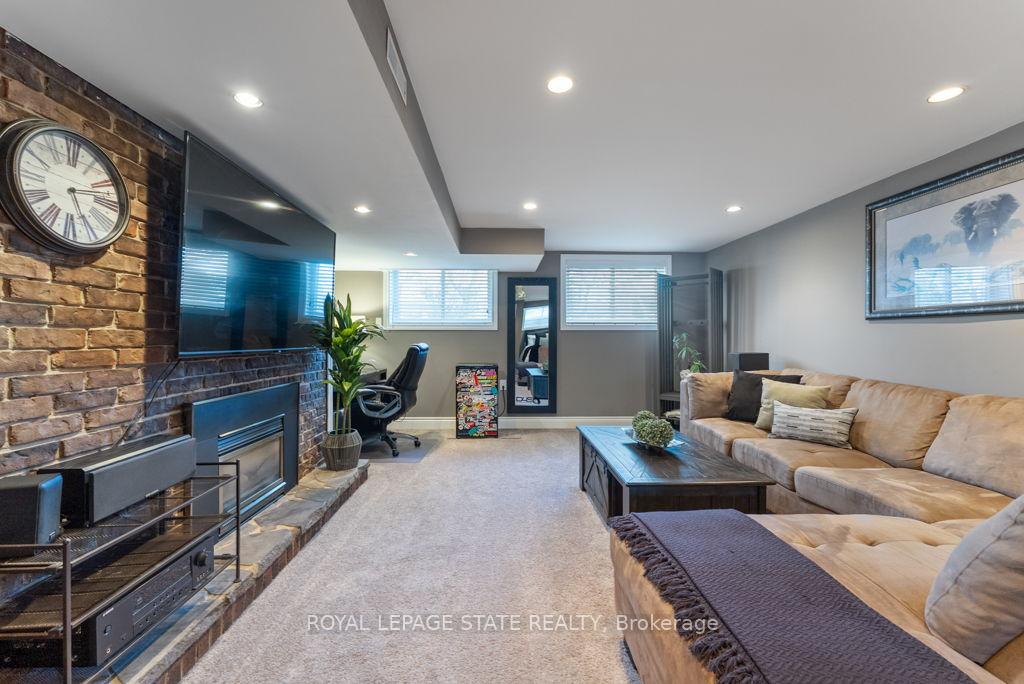 Photo 18 of 34 Cindy Drive, St. Catharines, Lakeshore — HOMEH
