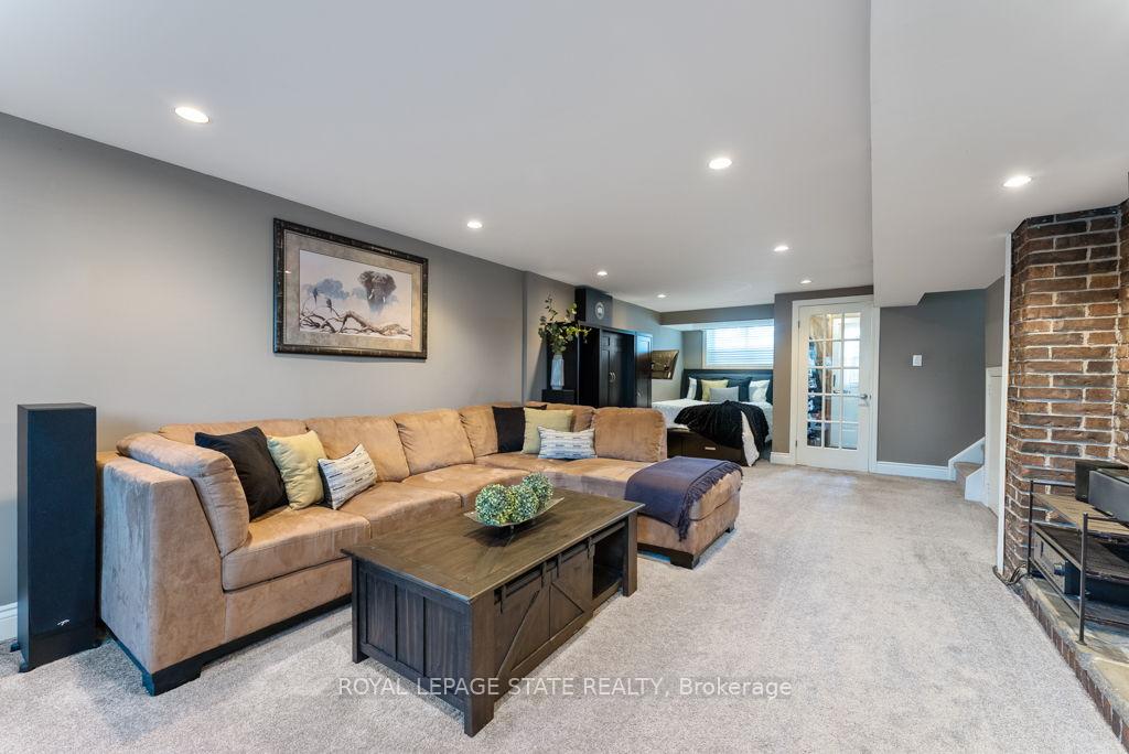 Photo 15 of 34 Cindy Drive, St. Catharines, Lakeshore — HOMEH
