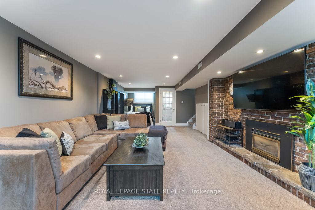 Photo 21 of 34 Cindy Drive, St. Catharines, Lakeshore — HOMEH