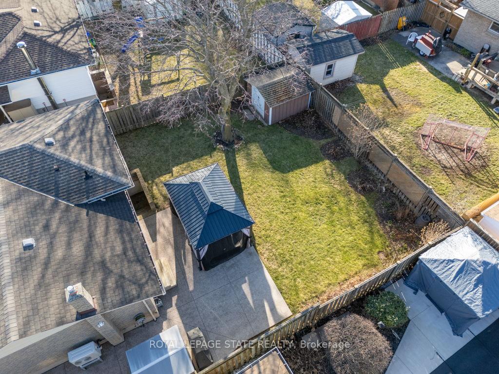 Photo 26 of 34 Cindy Drive, St. Catharines, Lakeshore — HOMEH