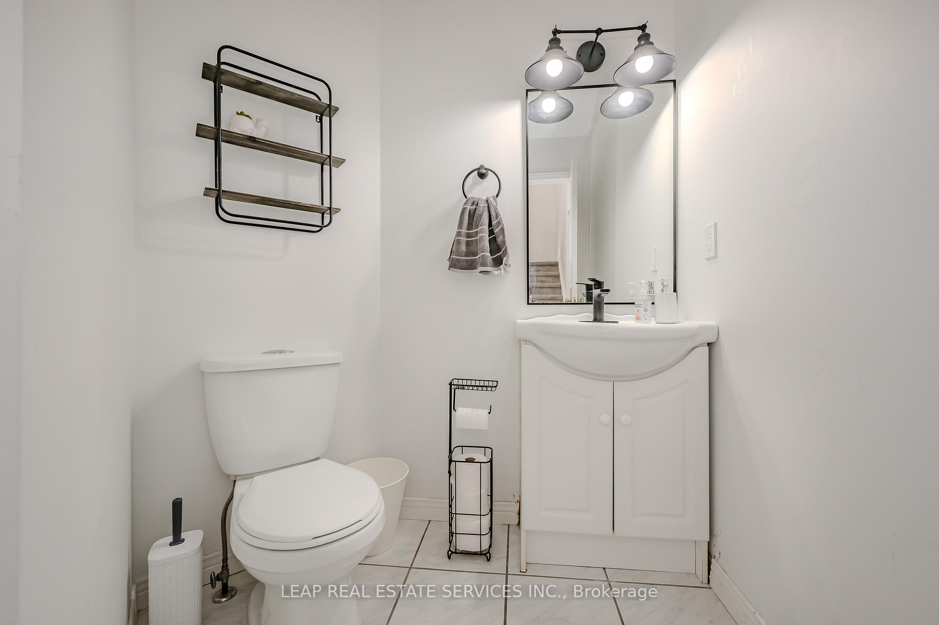 Photo 7 of Unit 13, 365 Bennington Gate, Waterloo — HOMEH