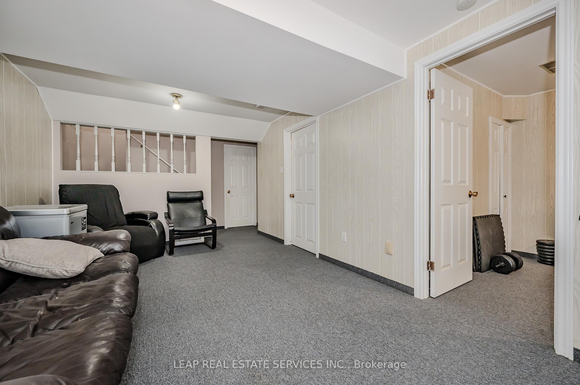 Photo 19 of Unit 13, 365 Bennington Gate, Waterloo — HOMEH