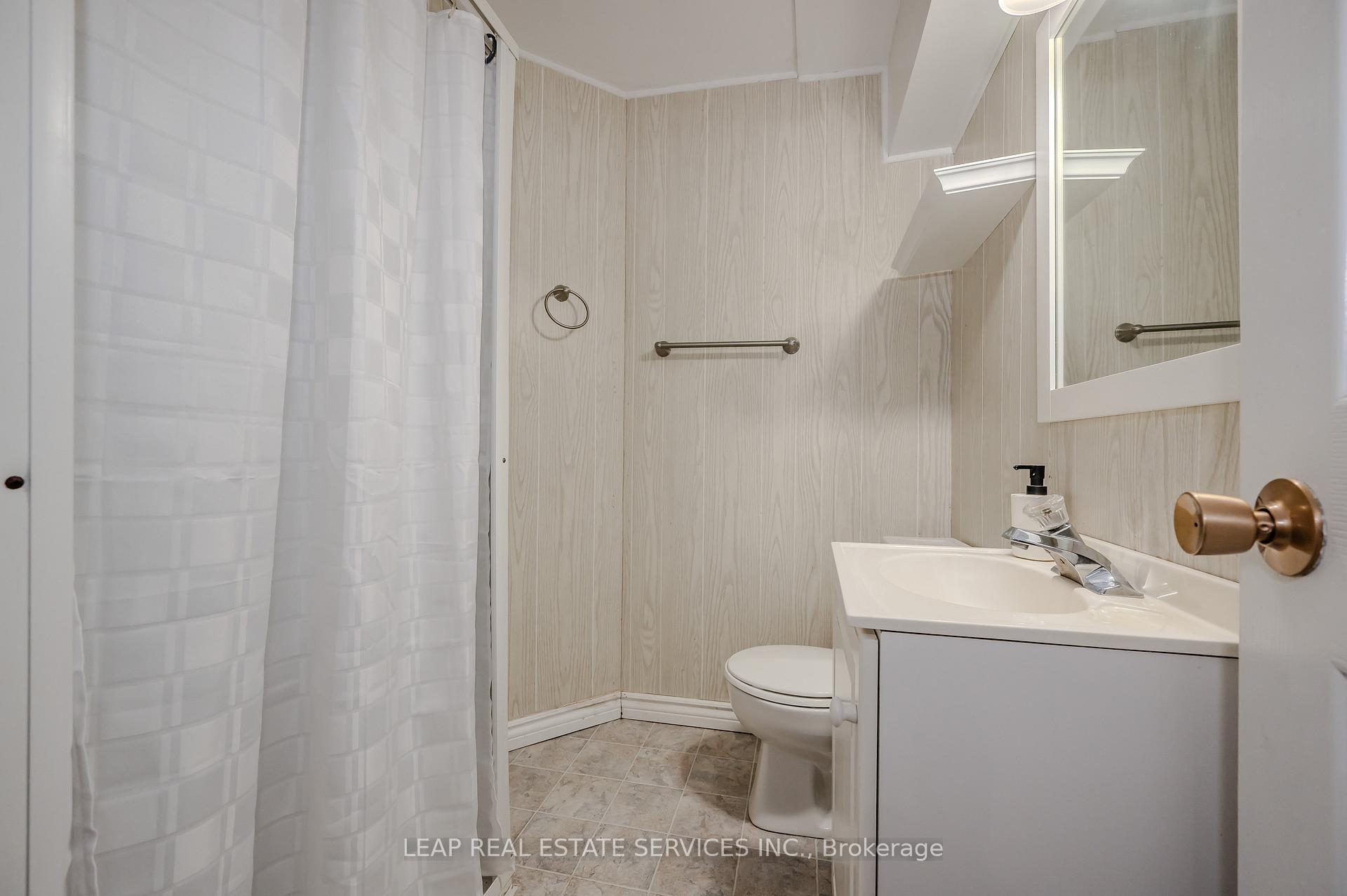Photo 16 of Unit 13, 365 Bennington Gate, Waterloo — HOMEH