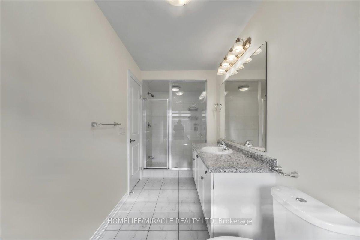 Photo 3 of 88 Grassbourne Avenue N, Kitchener — HOMEH