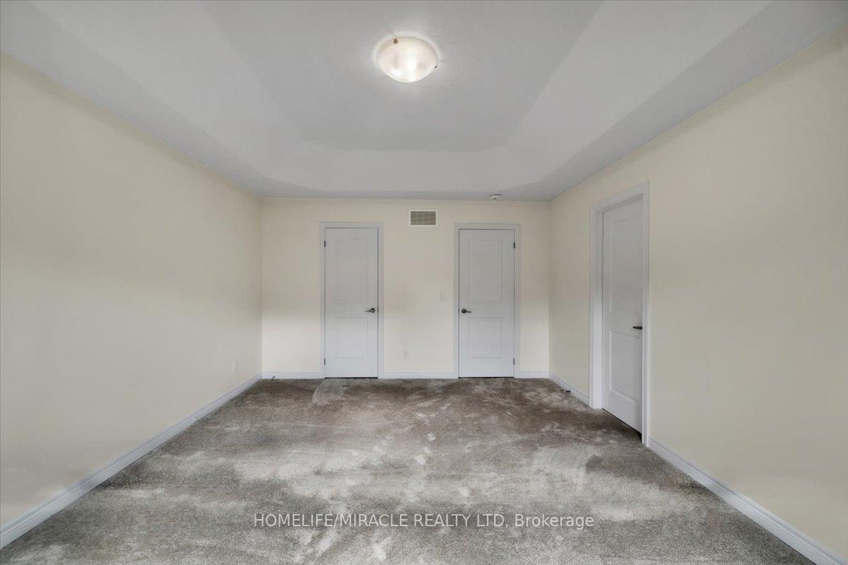 Photo 7 of 88 Grassbourne Avenue N, Kitchener — HOMEH