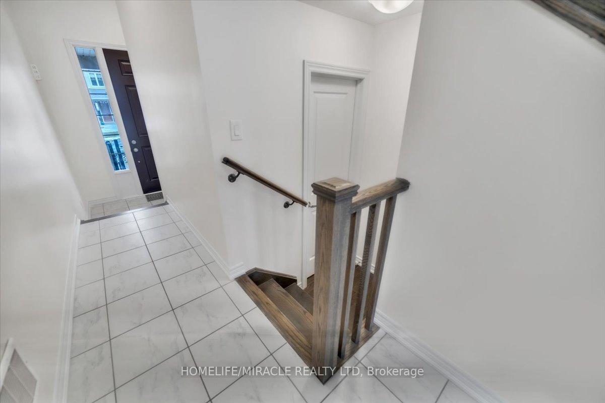 Photo 28 of 88 Grassbourne Avenue N, Kitchener — HOMEH