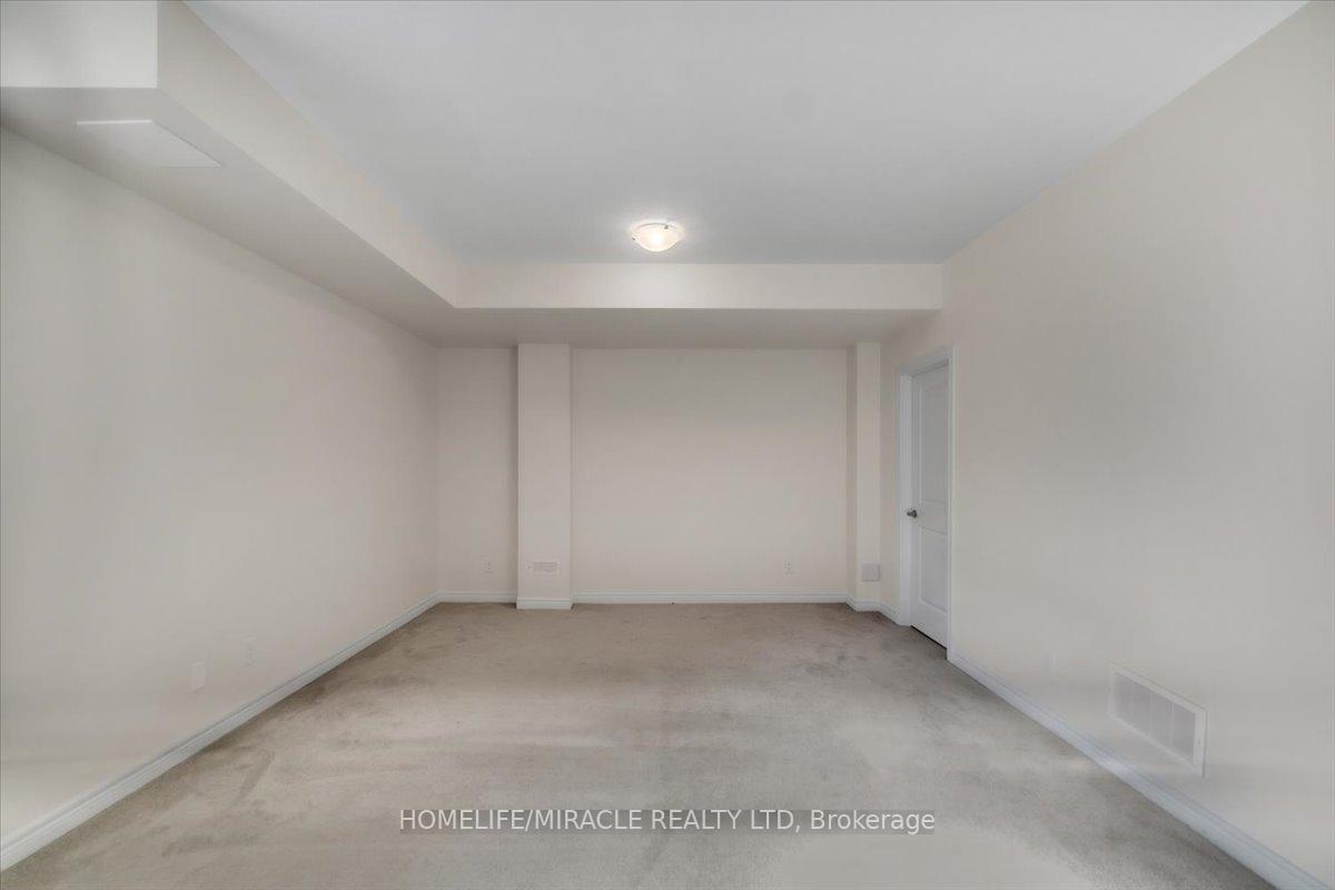 Photo 10 of 88 Grassbourne Avenue N, Kitchener — HOMEH