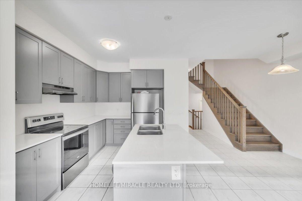 Photo 29 of 88 Grassbourne Avenue N, Kitchener — HOMEH