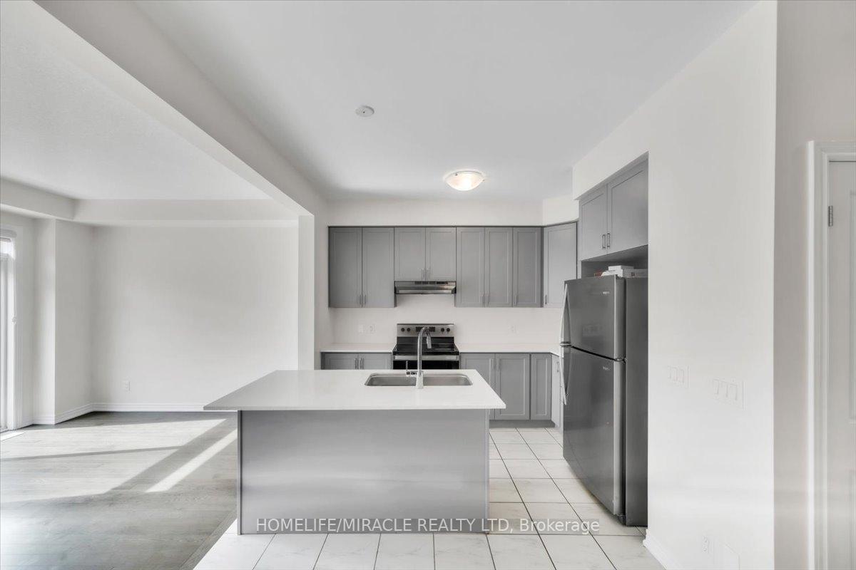 Photo 20 of 88 Grassbourne Avenue N, Kitchener — HOMEH