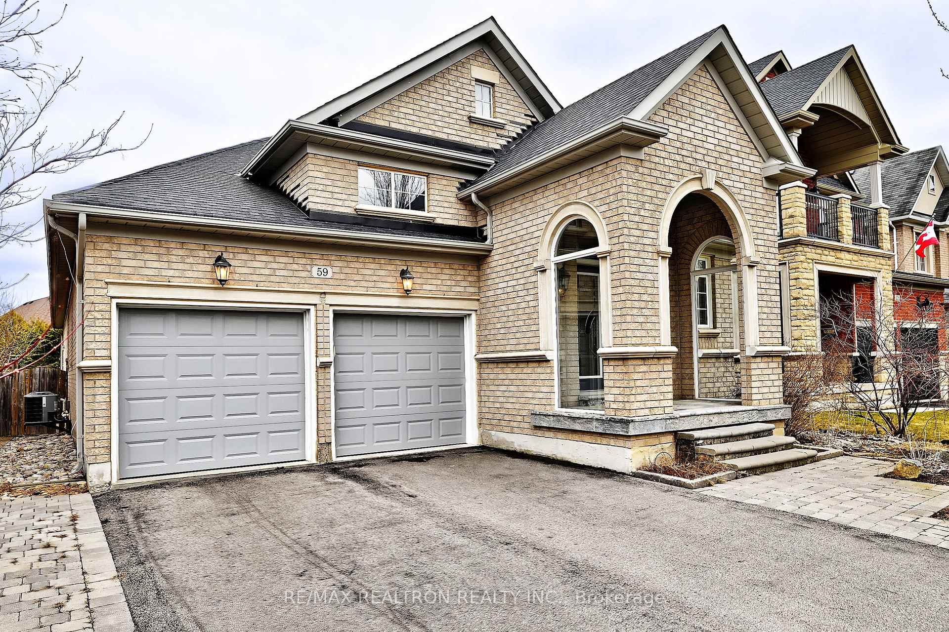 Photo 4 of 59 Ferretti Street, Vaughan, Patterson — HOMEH