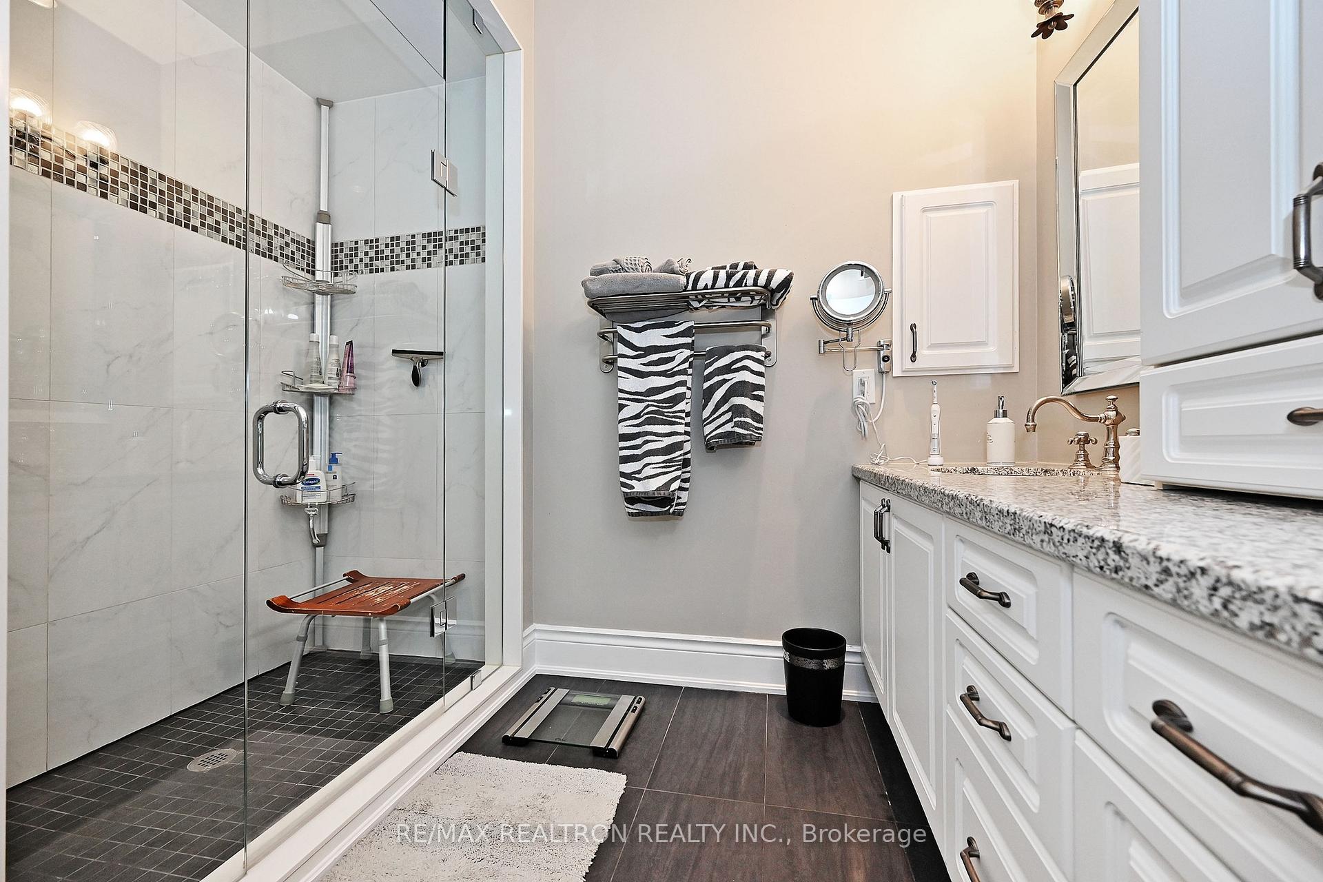 Photo 11 of 59 Ferretti Street, Vaughan, Patterson — HOMEH