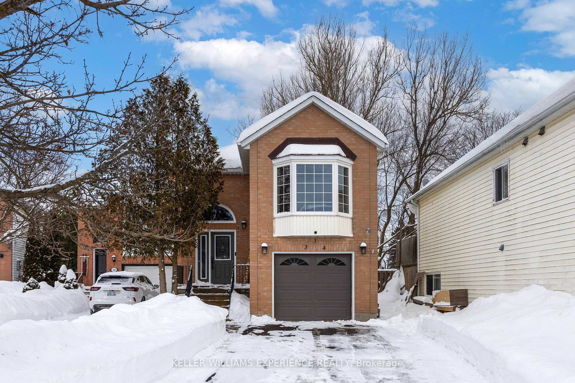 Front of 334 Shelburne Place