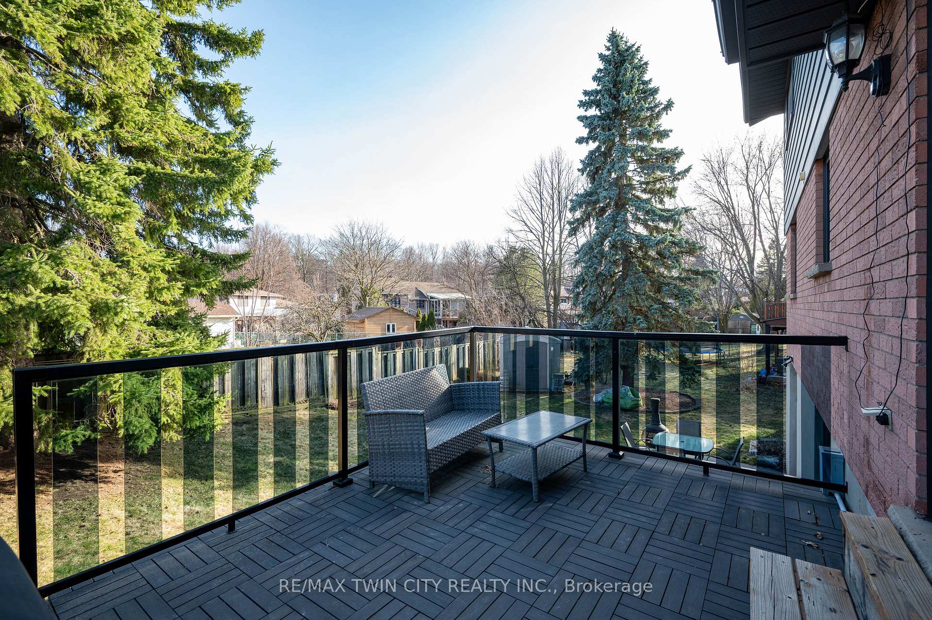 Photo 24 of 39 Martinglen Crescent, Kitchener — HOMEH
