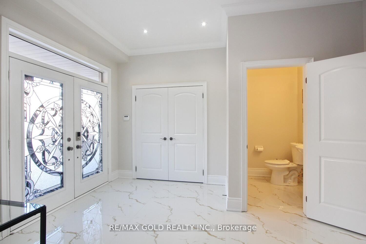 Photo 4 of 62 Leparc Road, Brampton, Vales of Castlemore North — HOMEH
