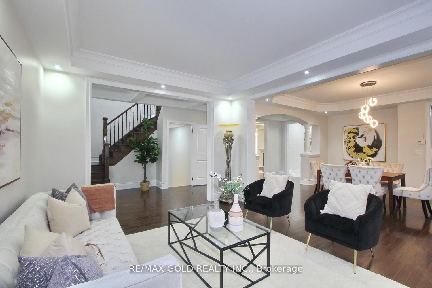 Photo 11 of 62 Leparc Road, Brampton, Vales of Castlemore North — HOMEH