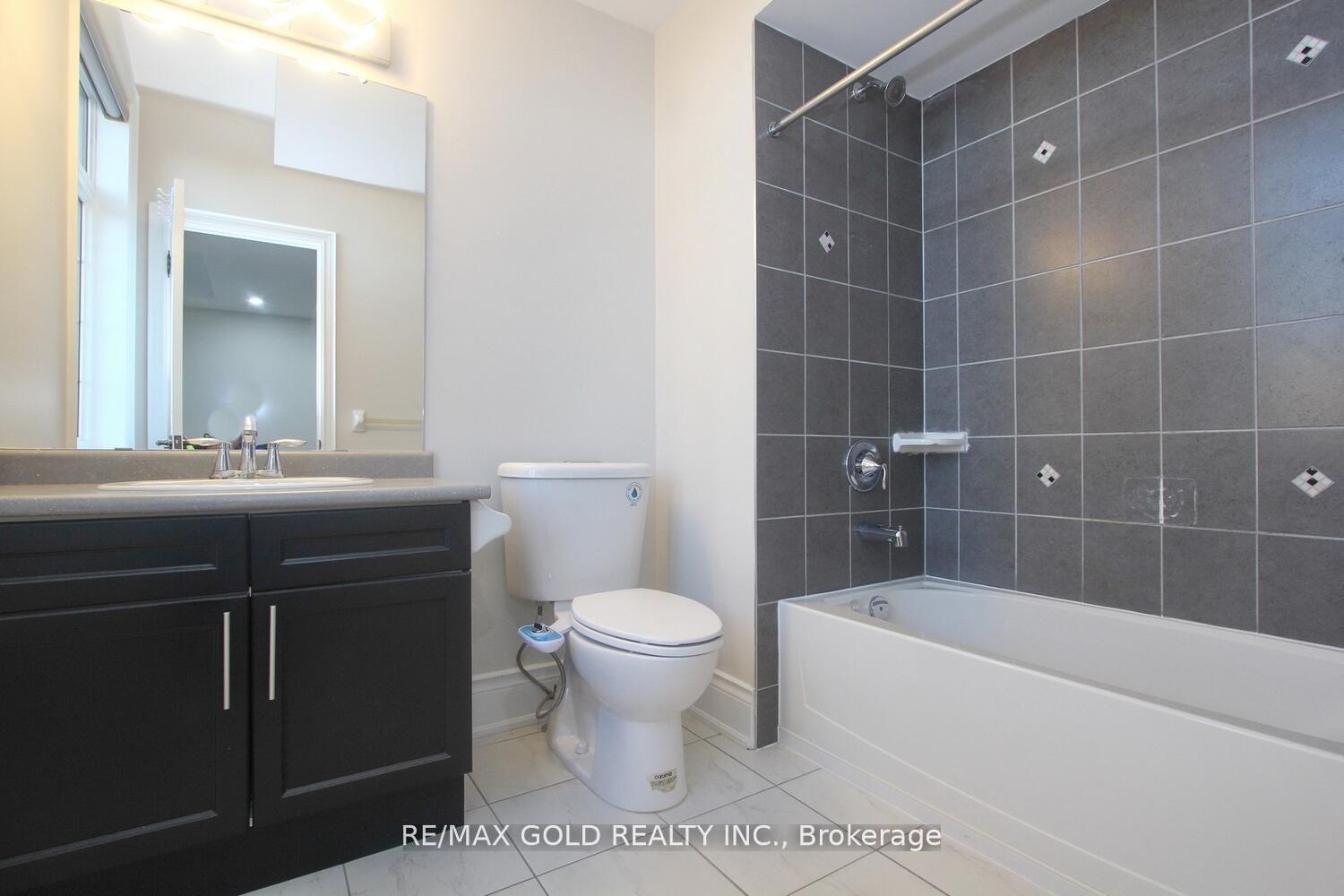 Photo 35 of 62 Leparc Road, Brampton, Vales of Castlemore North — HOMEH