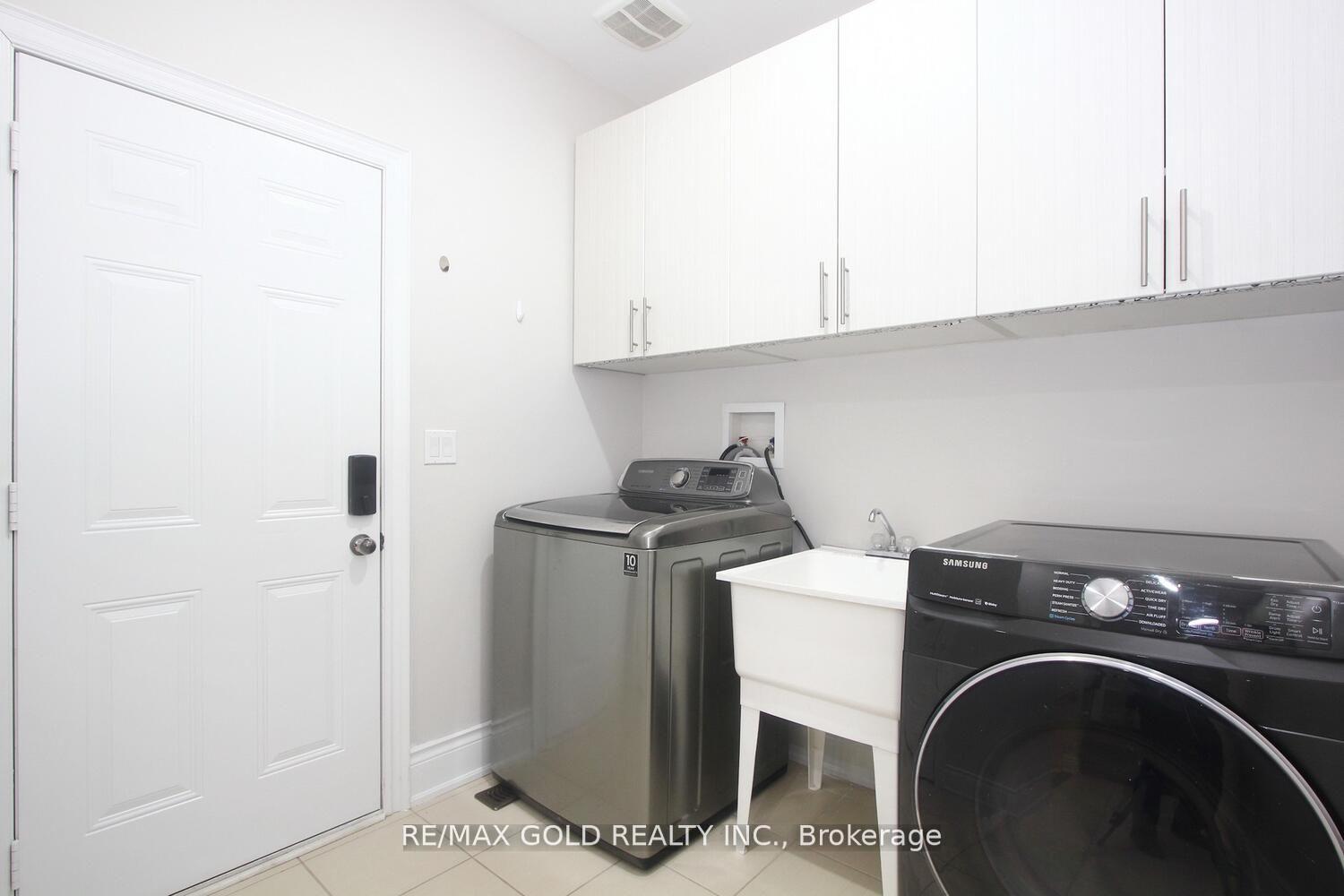 Photo 25 of 62 Leparc Road, Brampton, Vales of Castlemore North — HOMEH