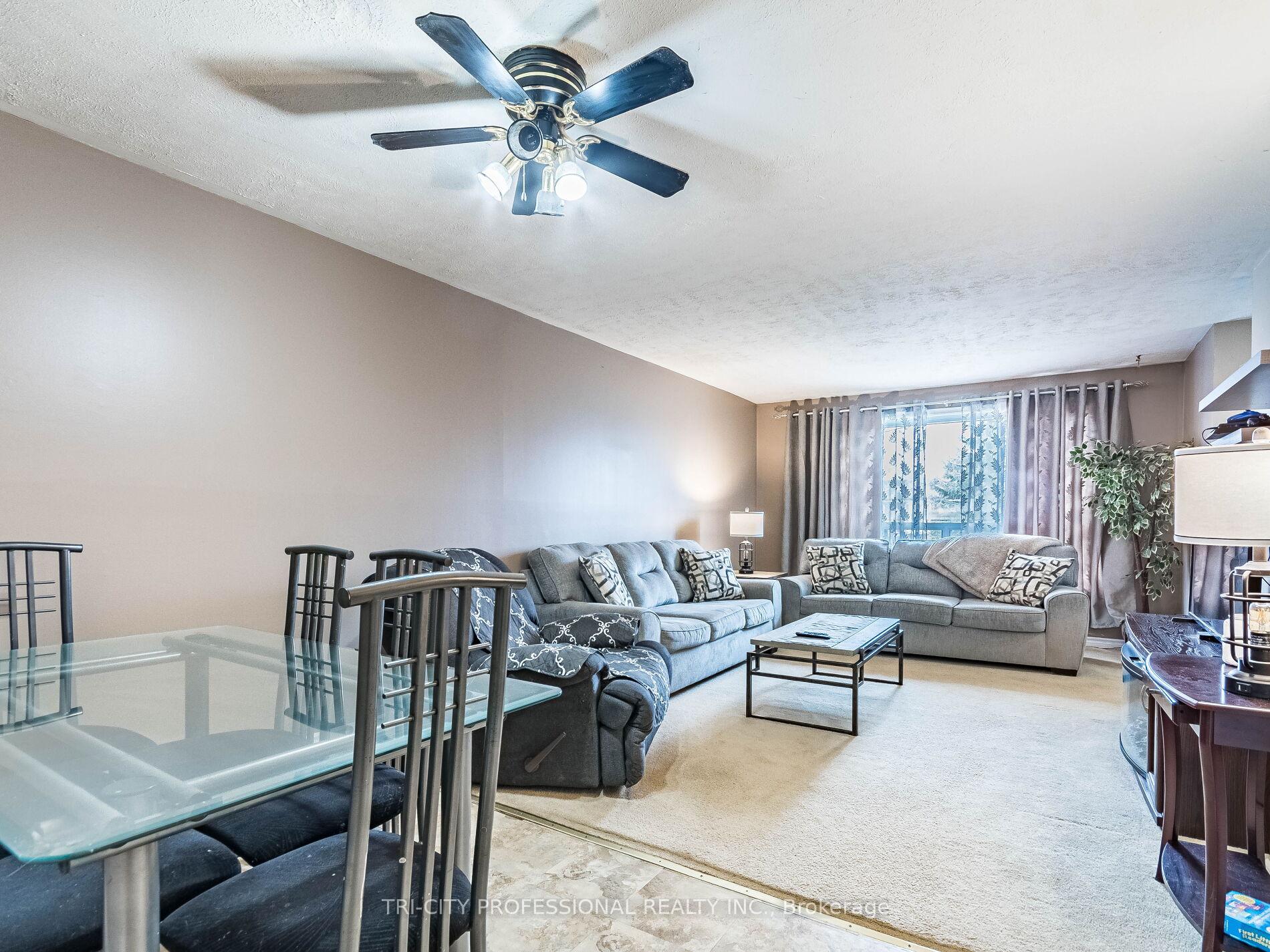 Photo 13 of 866 Krosno Boulevard, Pickering, Bay Ridges — HOMEH
