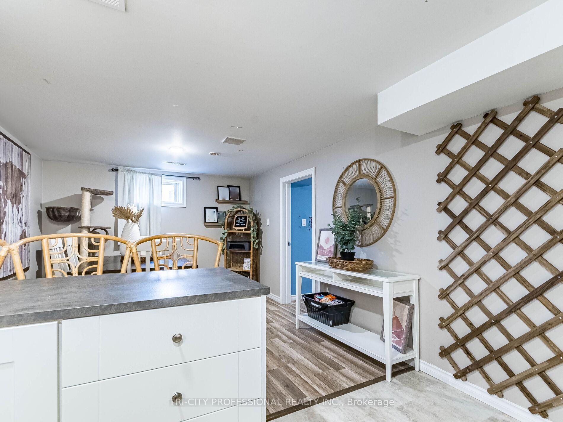 Photo 16 of 866 Krosno Boulevard, Pickering, Bay Ridges — HOMEH