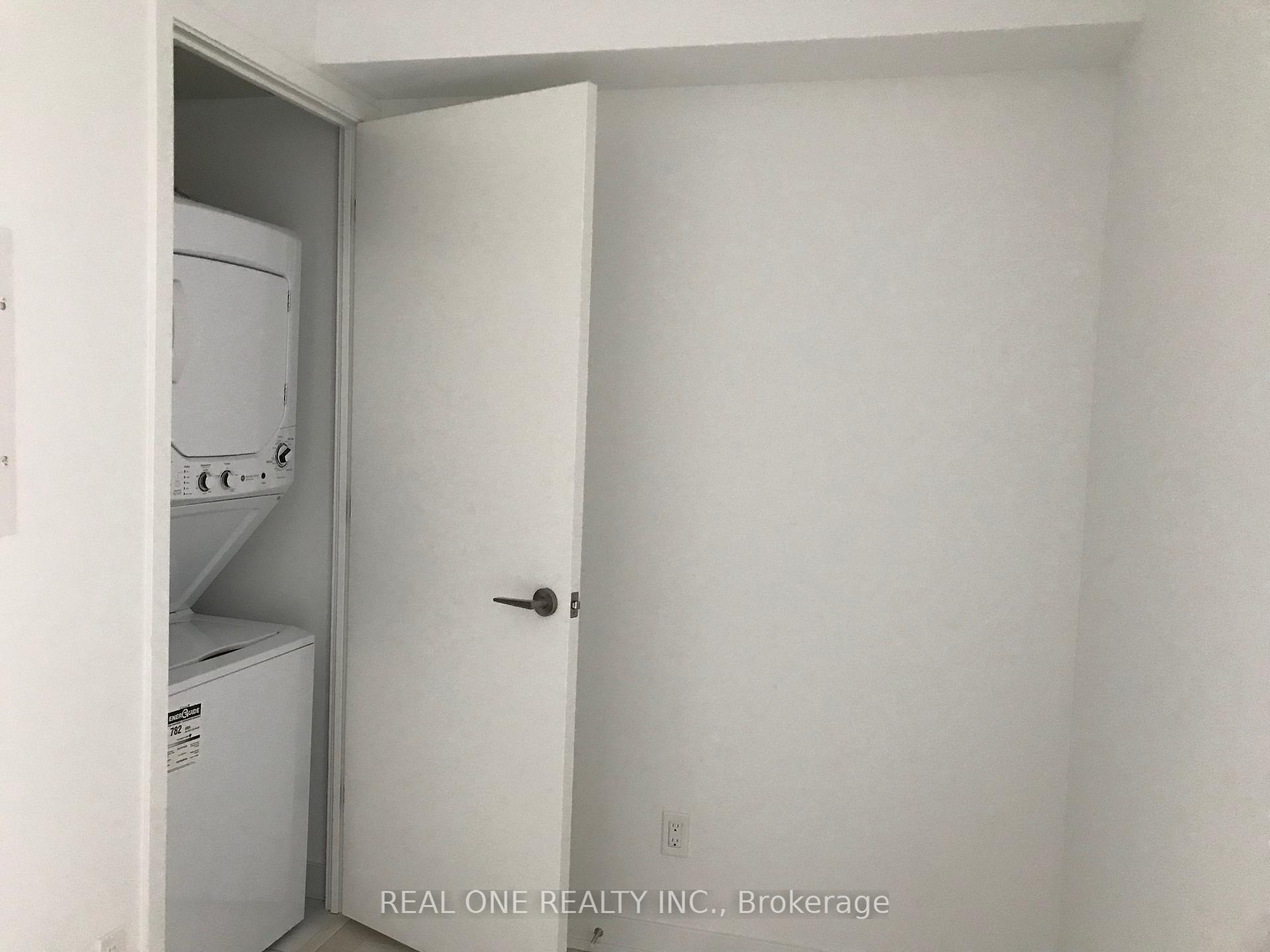 Photo 19 of Unit 1908, 501 Yonge St Street, Toronto, Church-Yonge Corridor — HOMEH
