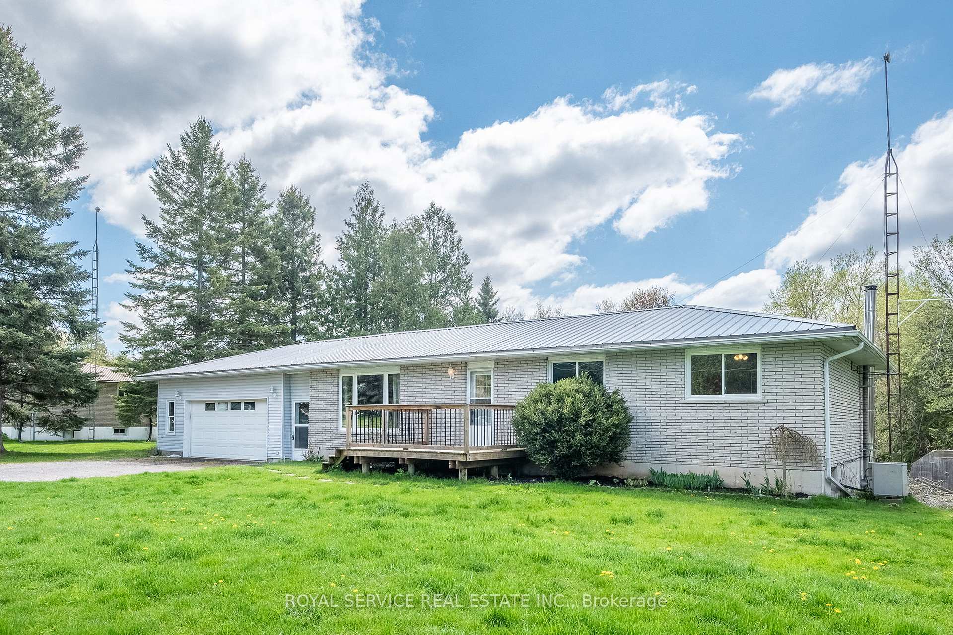 Photo 1 of 5280 Hillview Drive N, Hamilton Township, Rural Hamilton — HOMEH