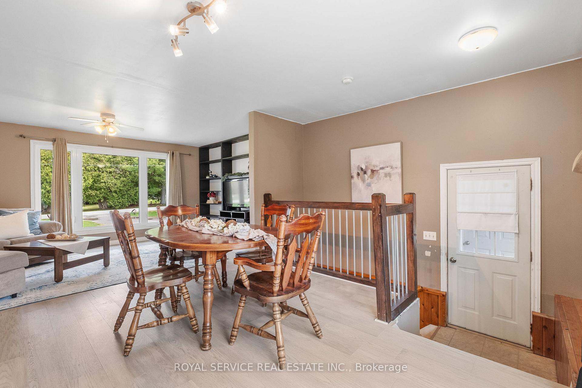 Photo 9 of 5280 Hillview Drive N, Hamilton Township, Rural Hamilton — HOMEH