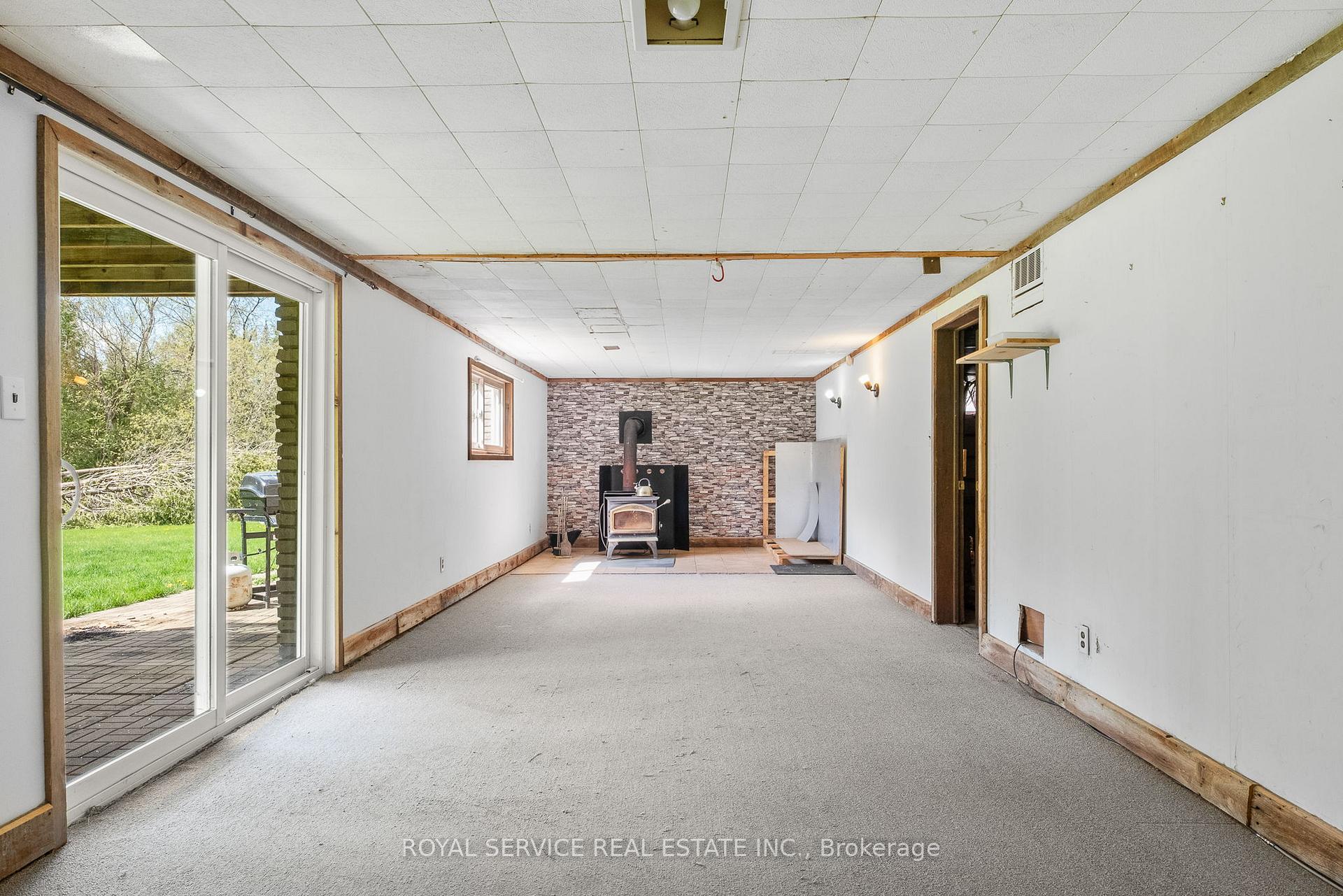 Photo 23 of 5280 Hillview Drive N, Hamilton Township, Rural Hamilton — HOMEH