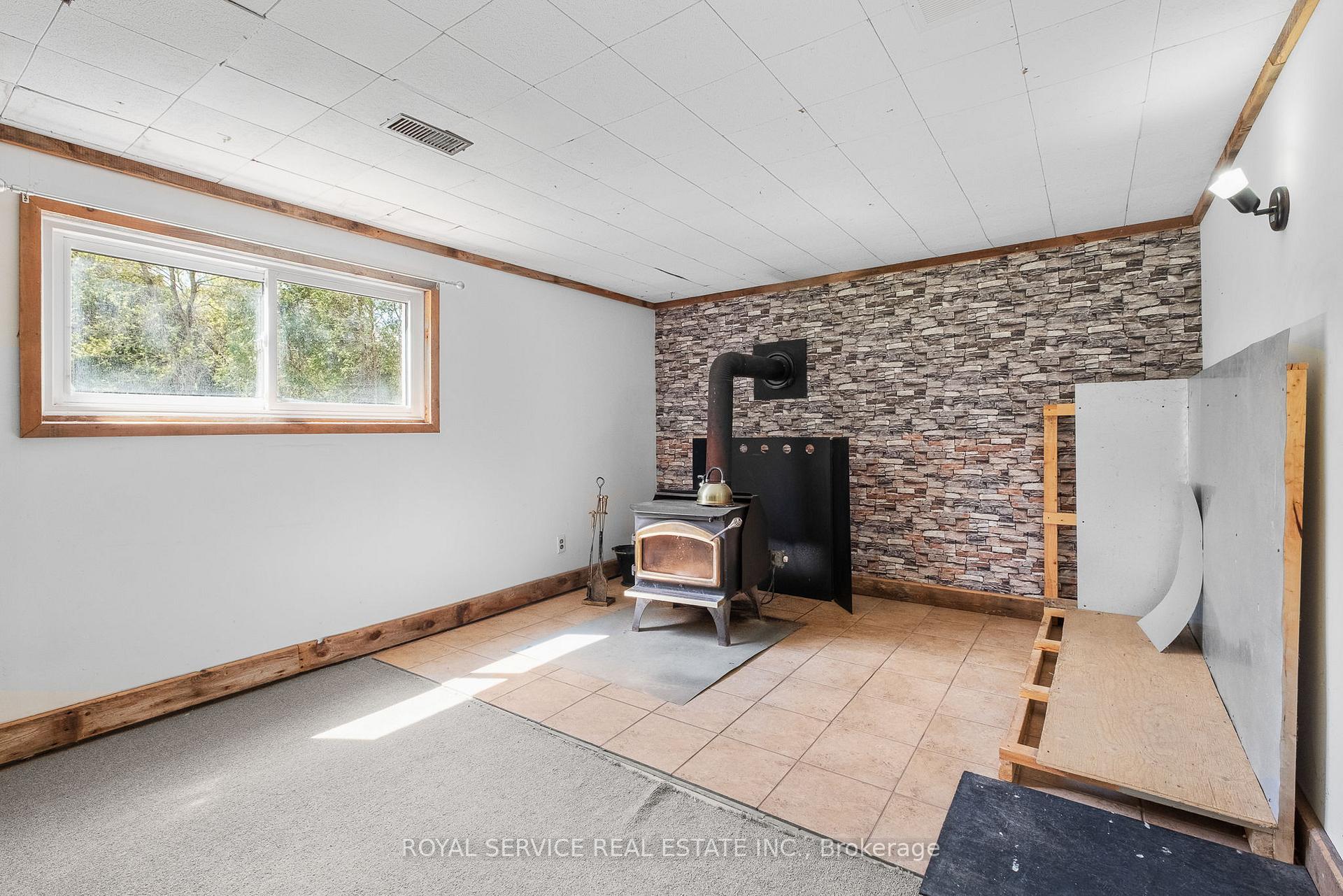 Photo 24 of 5280 Hillview Drive N, Hamilton Township, Rural Hamilton — HOMEH