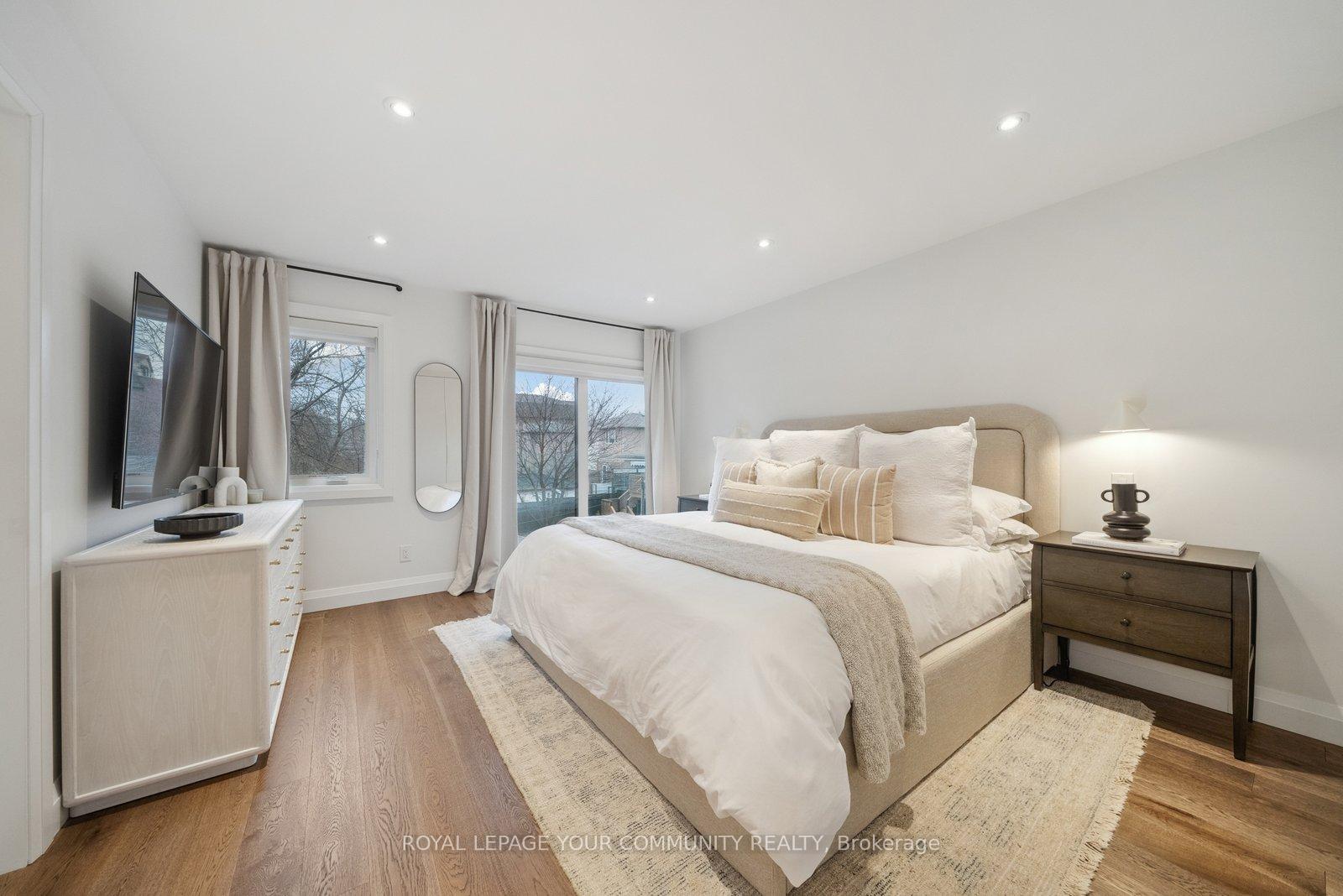 Photo 12 of 20 Durham Avenue, Toronto, Humewood-Cedarvale — HOMEH