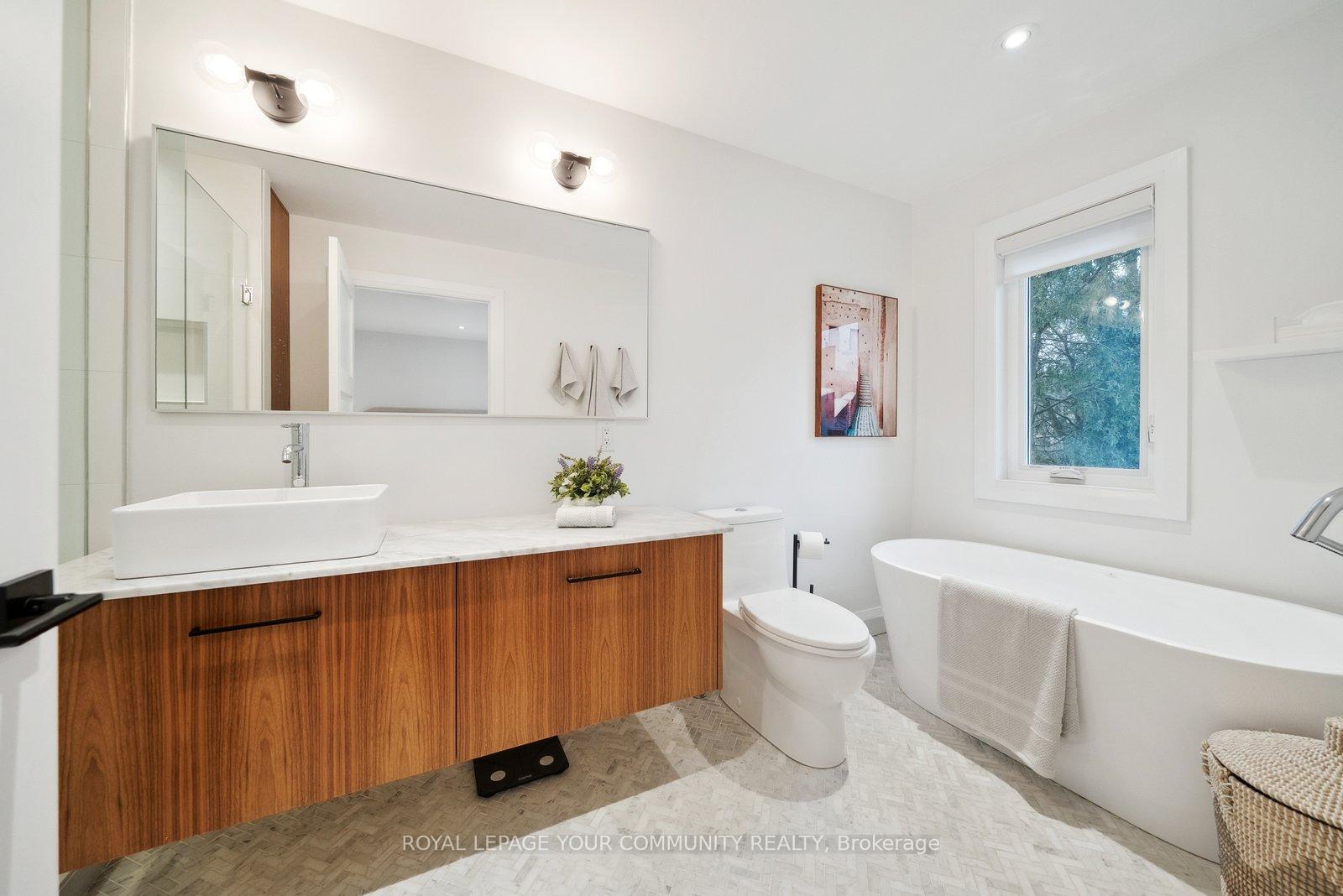 Photo 21 of 20 Durham Avenue, Toronto, Humewood-Cedarvale — HOMEH