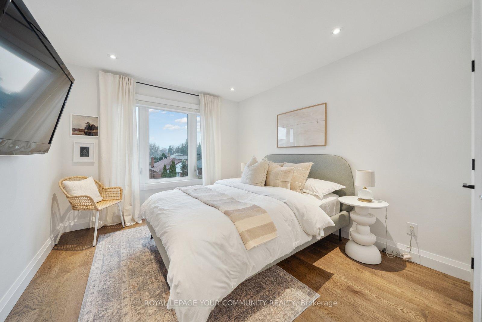 Photo 18 of 20 Durham Avenue, Toronto, Humewood-Cedarvale — HOMEH