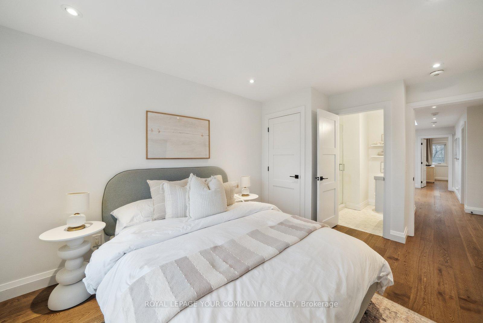 Photo 37 of 20 Durham Avenue, Toronto, Humewood-Cedarvale — HOMEH