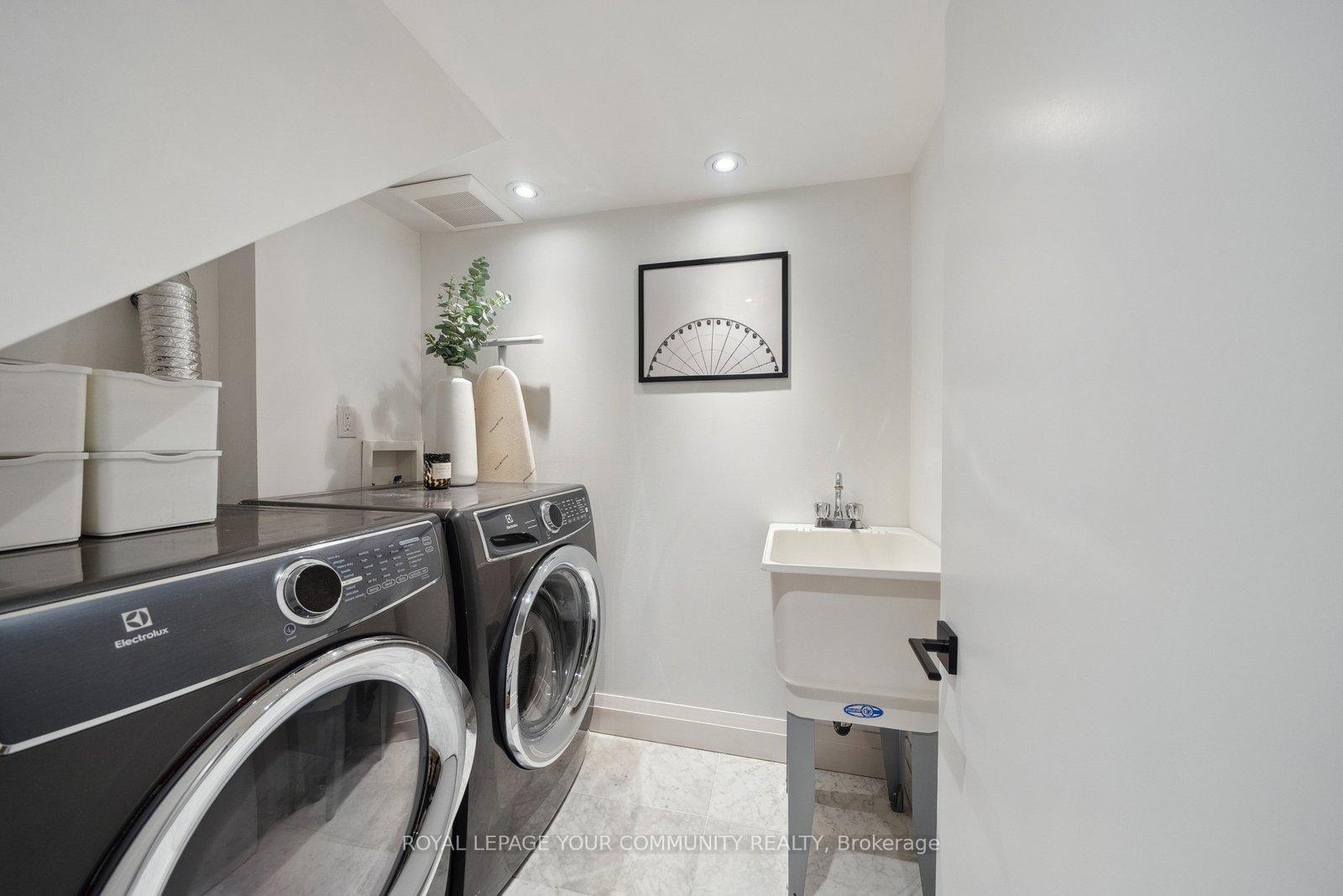 Photo 30 of 20 Durham Avenue, Toronto, Humewood-Cedarvale — HOMEH
