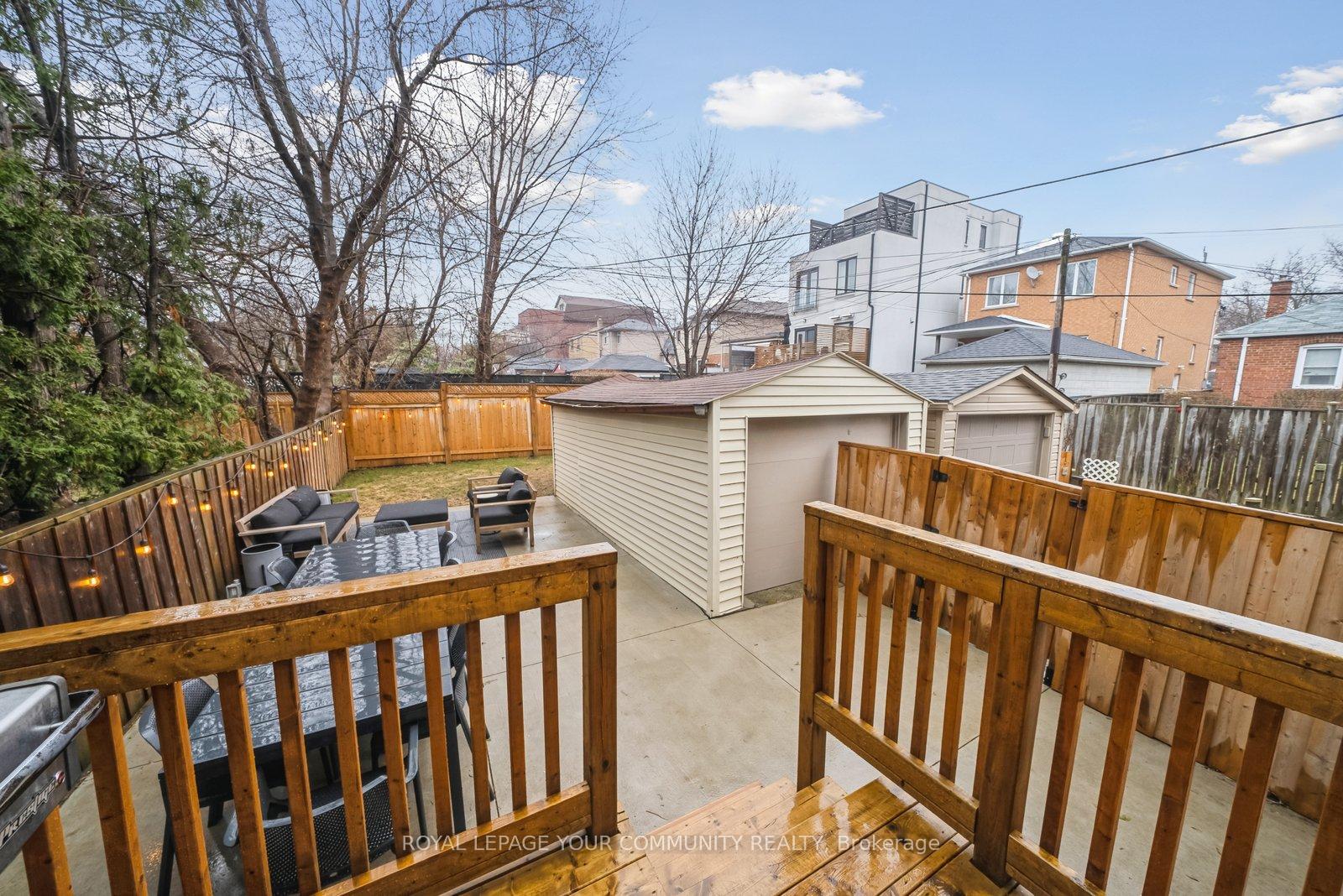 Photo 36 of 20 Durham Avenue, Toronto, Humewood-Cedarvale — HOMEH