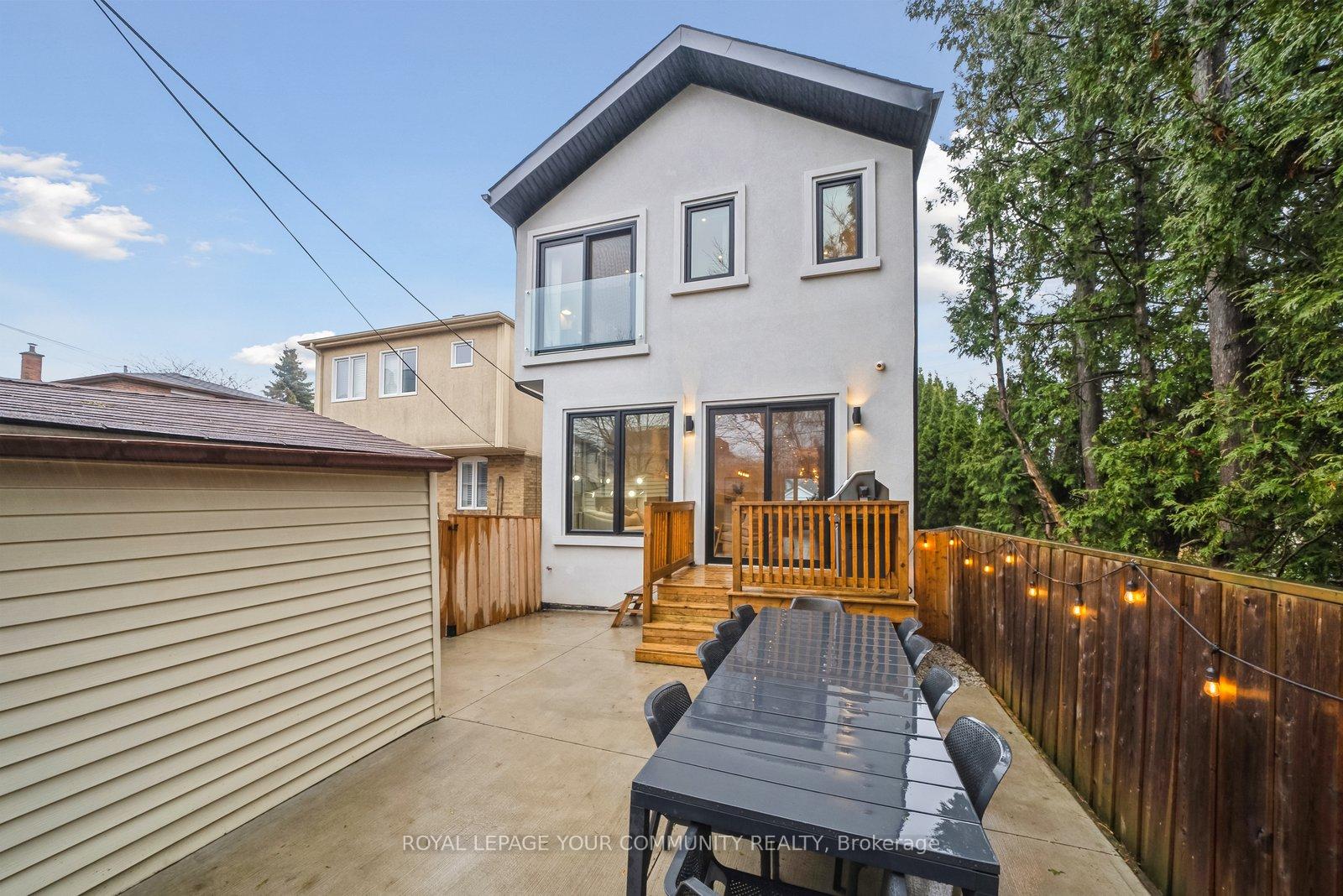 Photo 32 of 20 Durham Avenue, Toronto, Humewood-Cedarvale — HOMEH