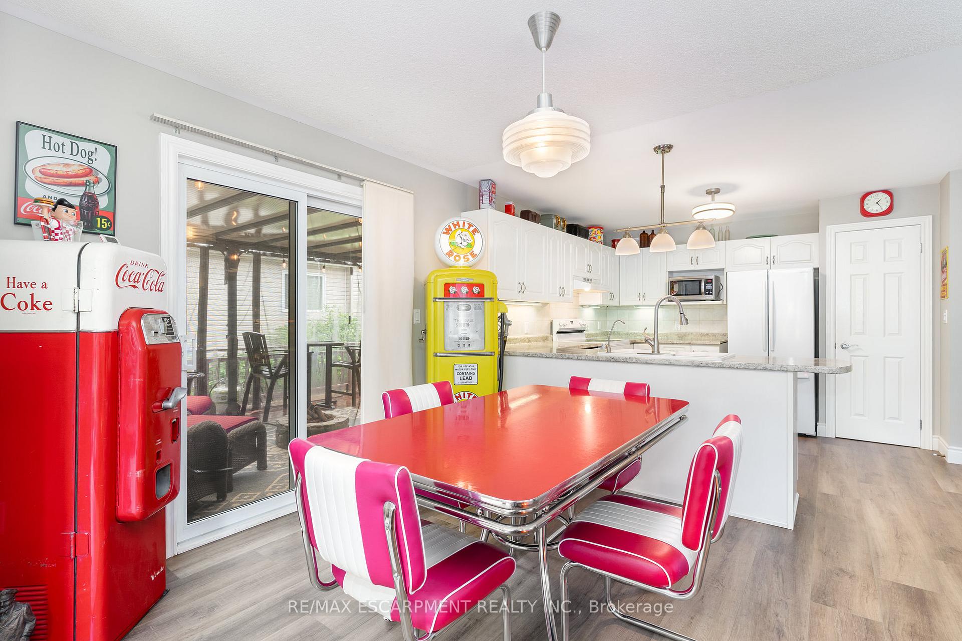 Photo 14 of 105 Glenariff Drive, Hamilton, Rural Flamborough — HOMEH