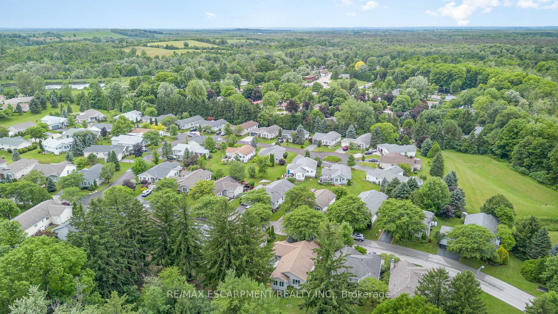 Photo 33 of 105 Glenariff Drive, Hamilton, Rural Flamborough — HOMEH