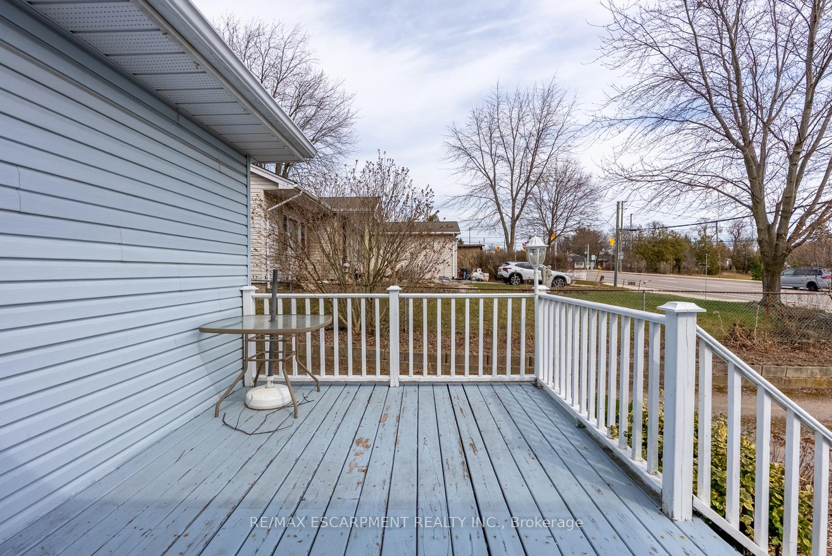 Photo 25 of 279 Parkside Drive, Hamilton, Waterdown — HOMEH