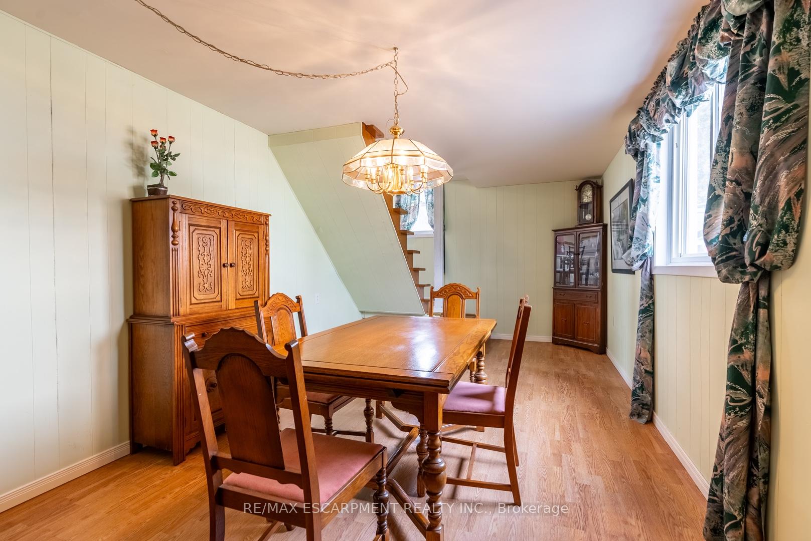 Photo 20 of 279 Parkside Drive, Hamilton, Waterdown — HOMEH