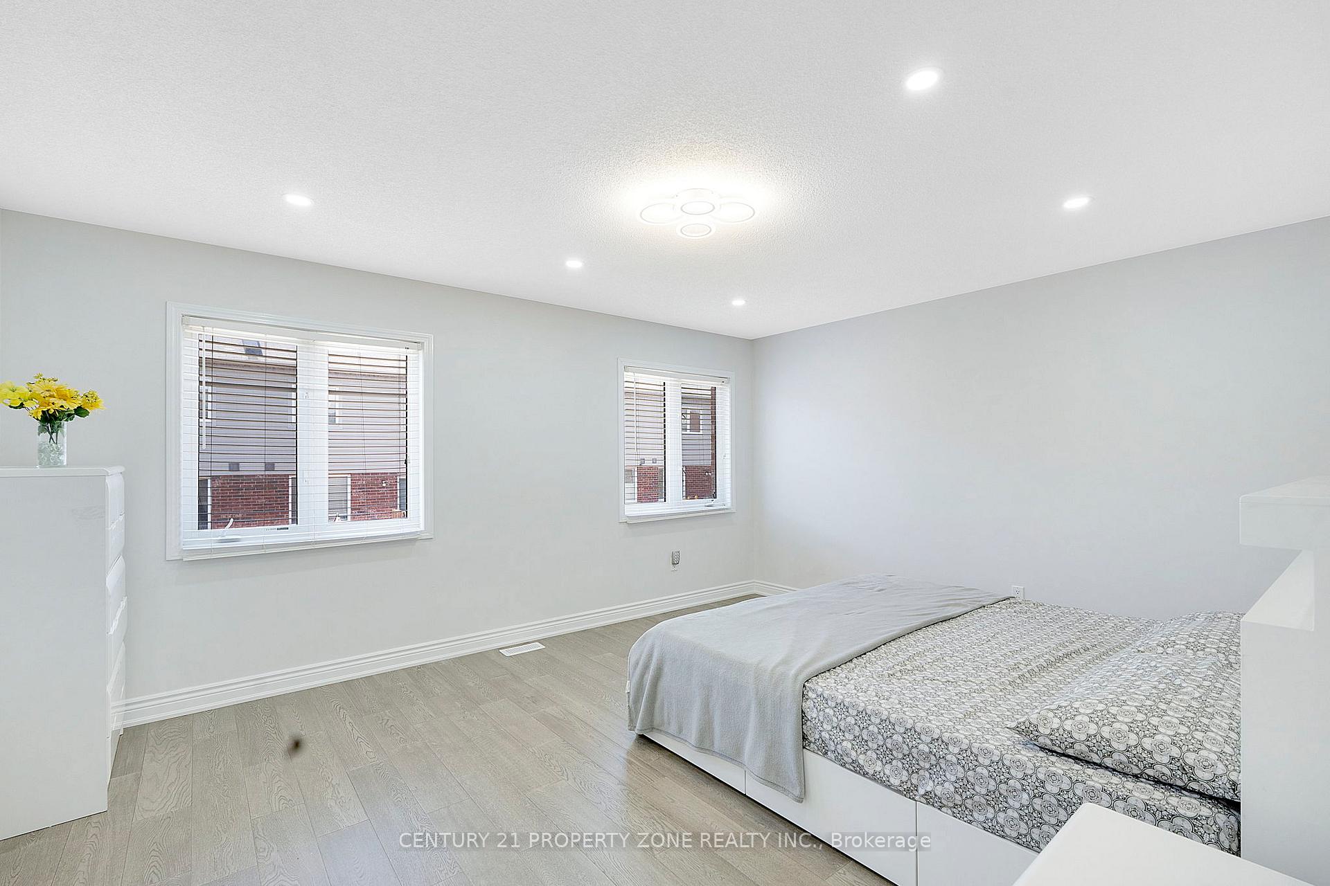 Photo 21 of 16 Watersplace Avenue, Ajax, Northeast Ajax — HOMEH