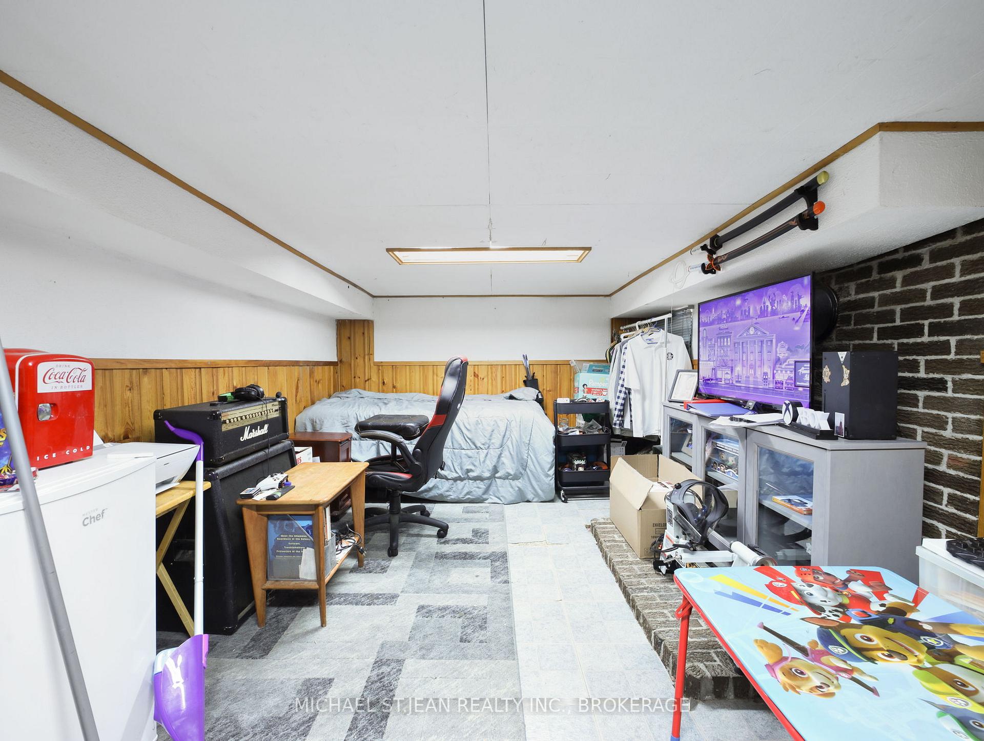 Photo 29 of 89 Cameron Avenue S, Hamilton, Glenview — HOMEH