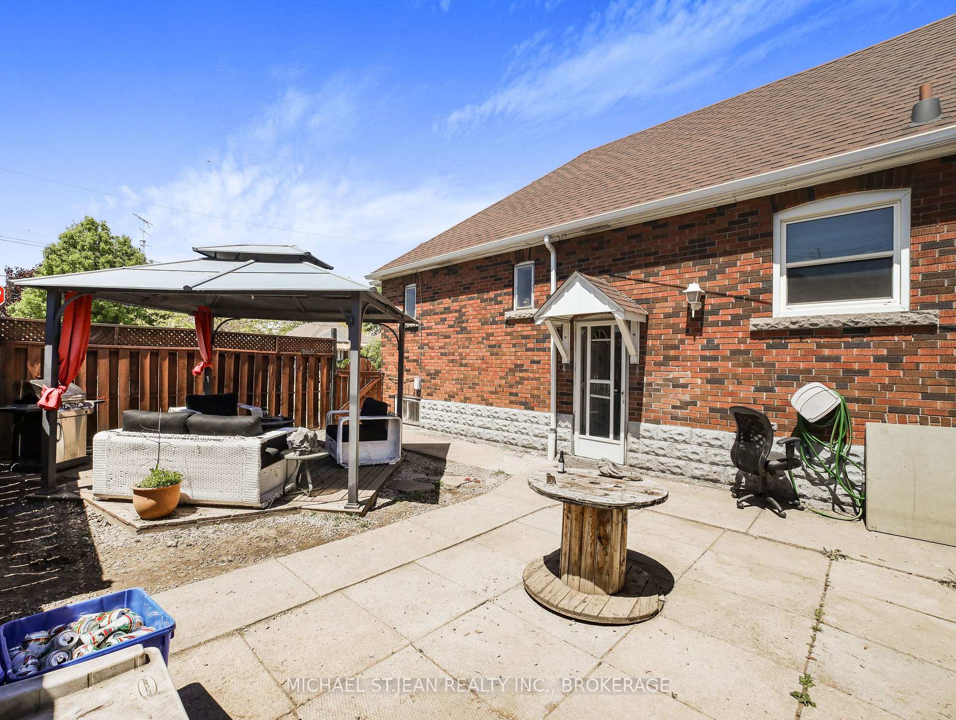 Photo 34 of 89 Cameron Avenue S, Hamilton, Glenview — HOMEH
