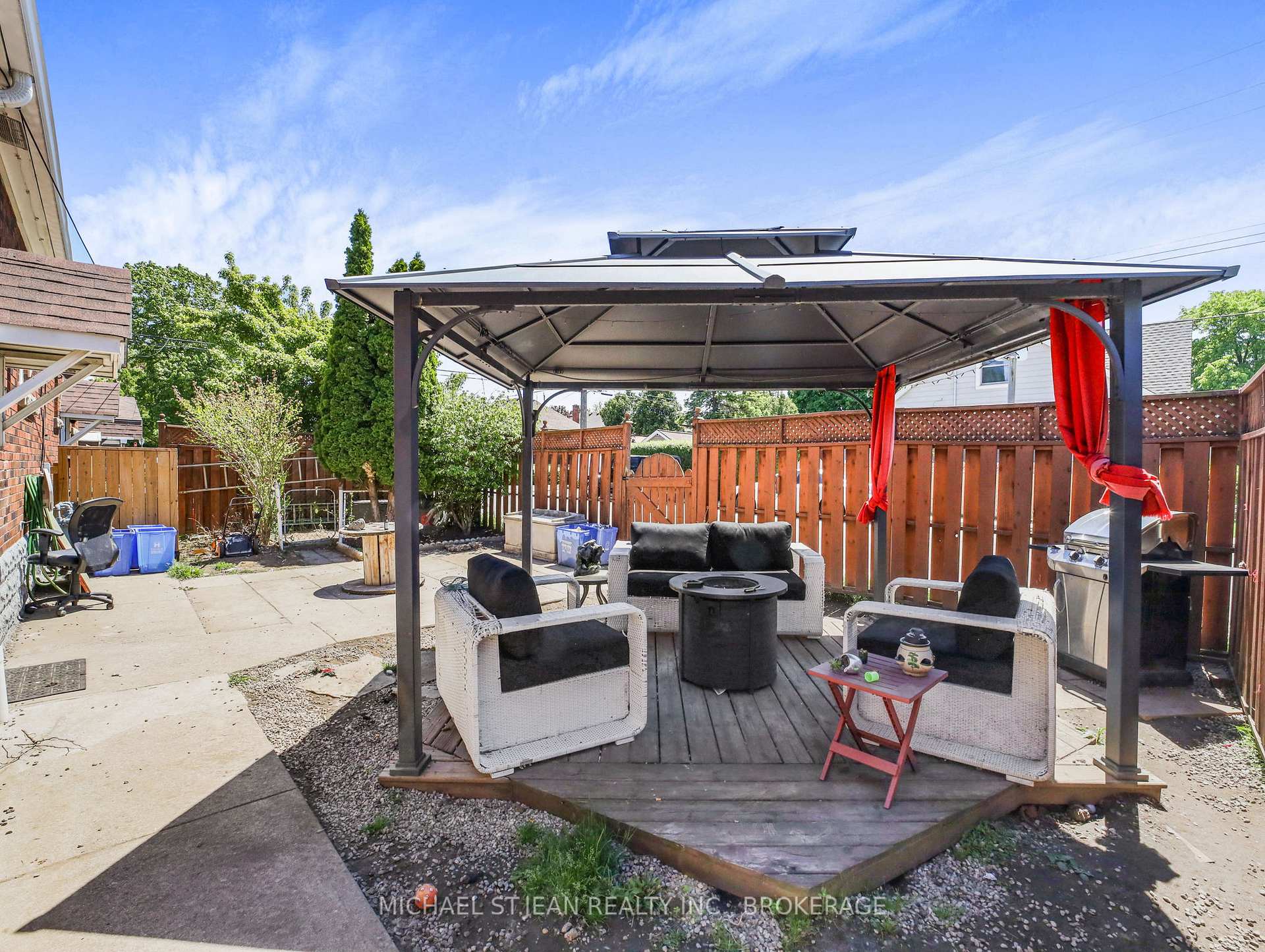 Photo 40 of 89 Cameron Avenue S, Hamilton, Glenview — HOMEH