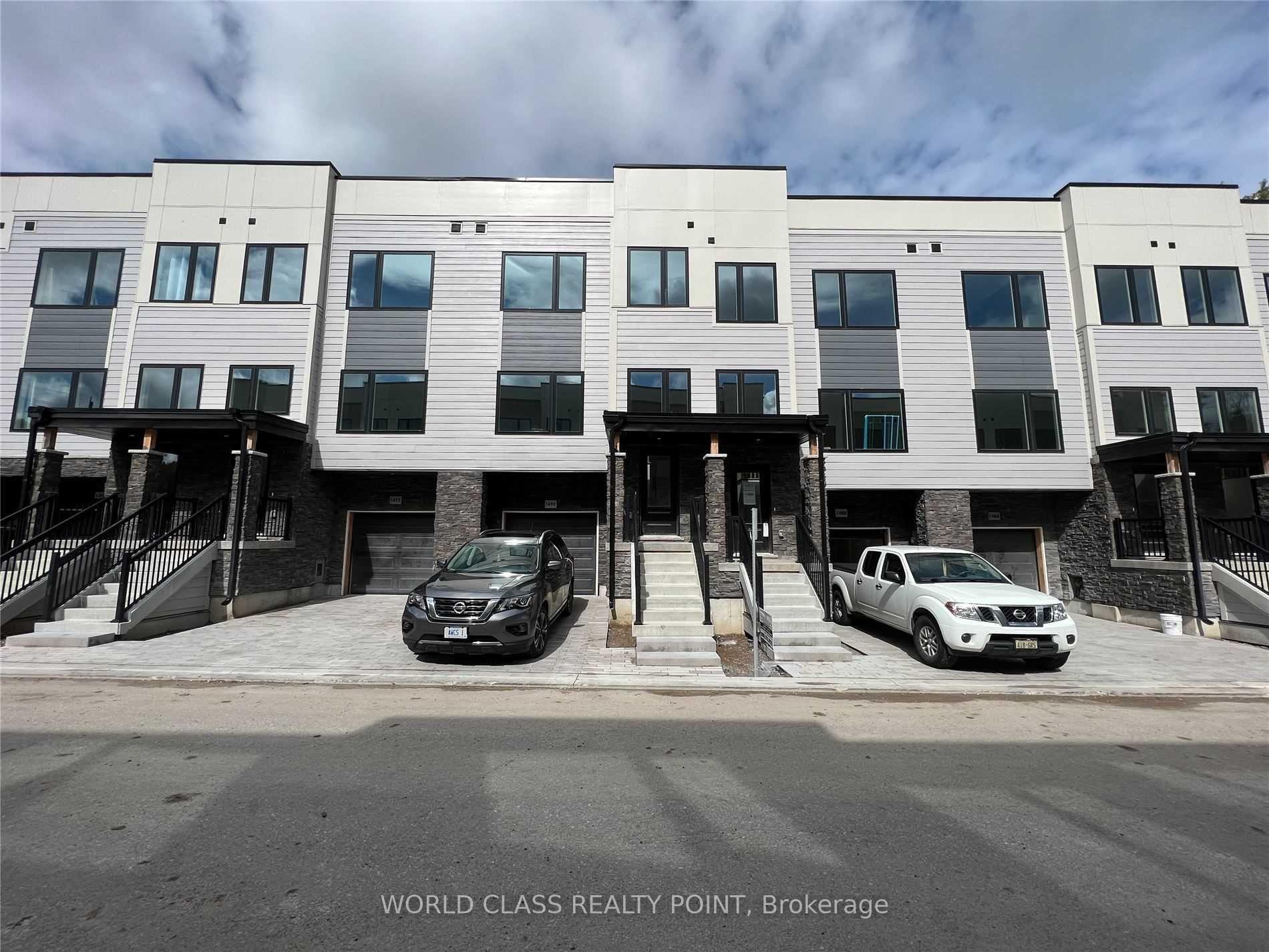 Front of 1490 Purchase Place